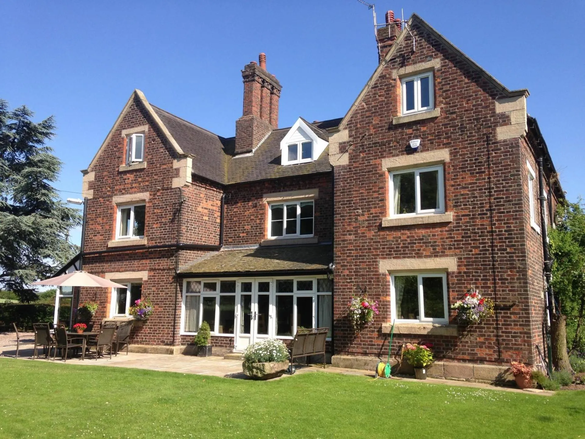 Dog Friendly Bed and breakfast $Congleton - $Whitethorn Bed and Breakfast