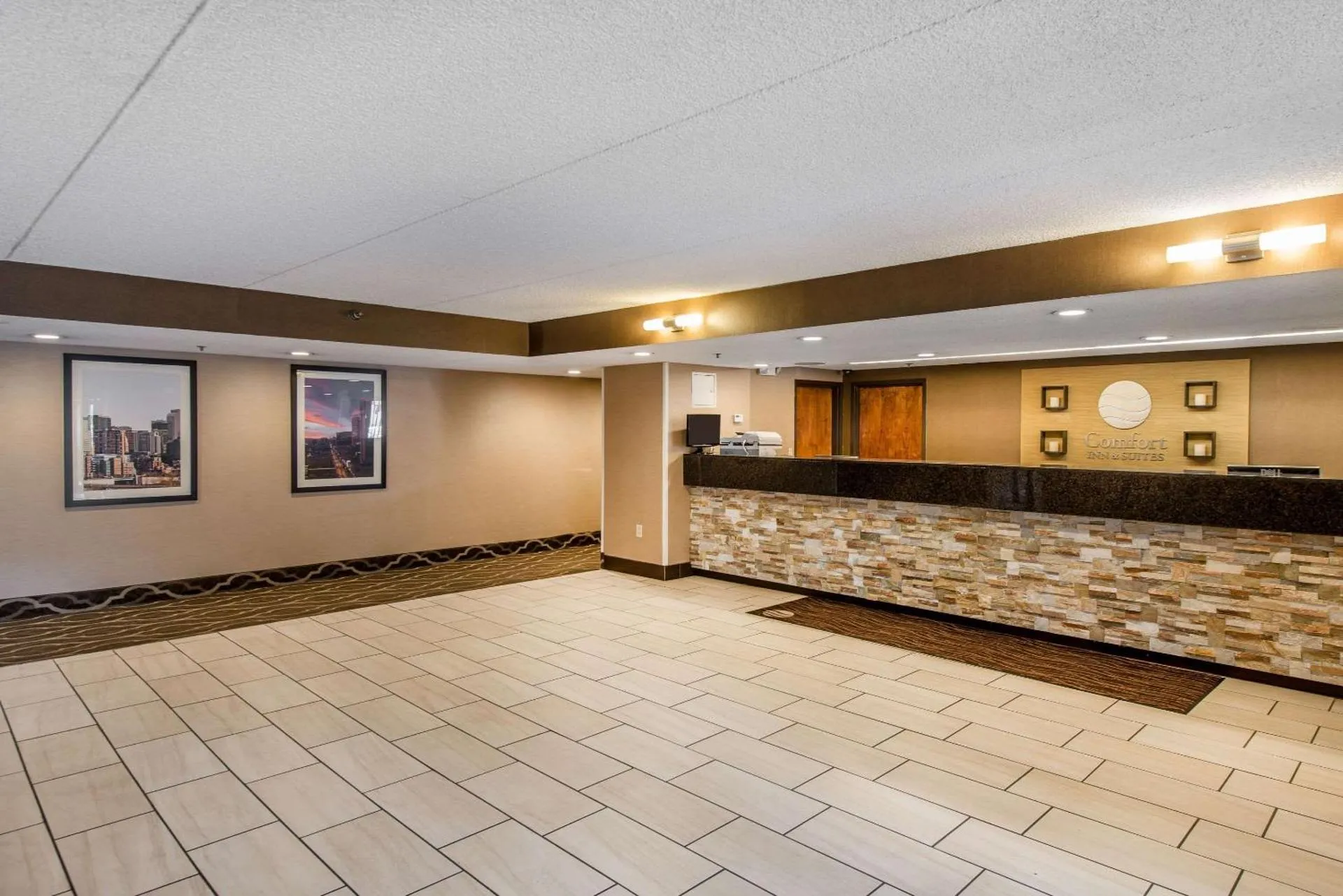 Comfort Inn & Suites Denver Northfield