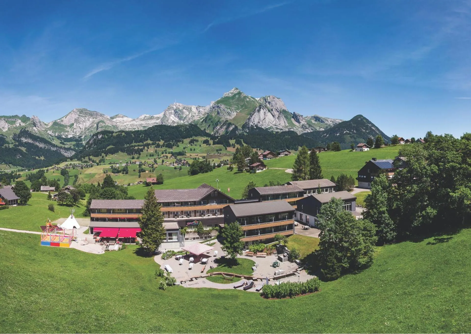 Dog Friendly Hotel $Wildhaus - $Hotel Stump's Alpenrose