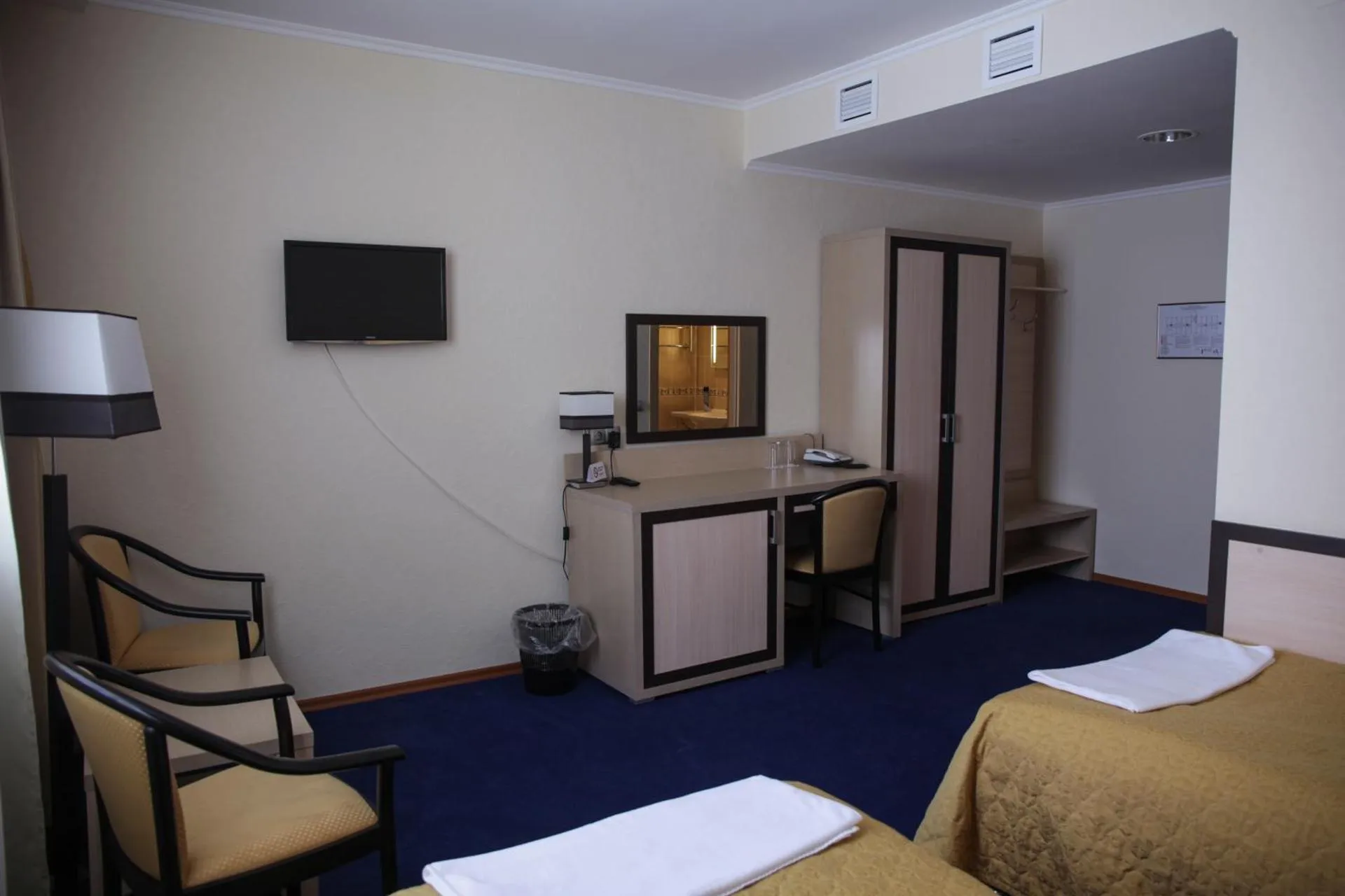 Dog Friendly Hotel $Barentsburg - $Hotel Barentsburg