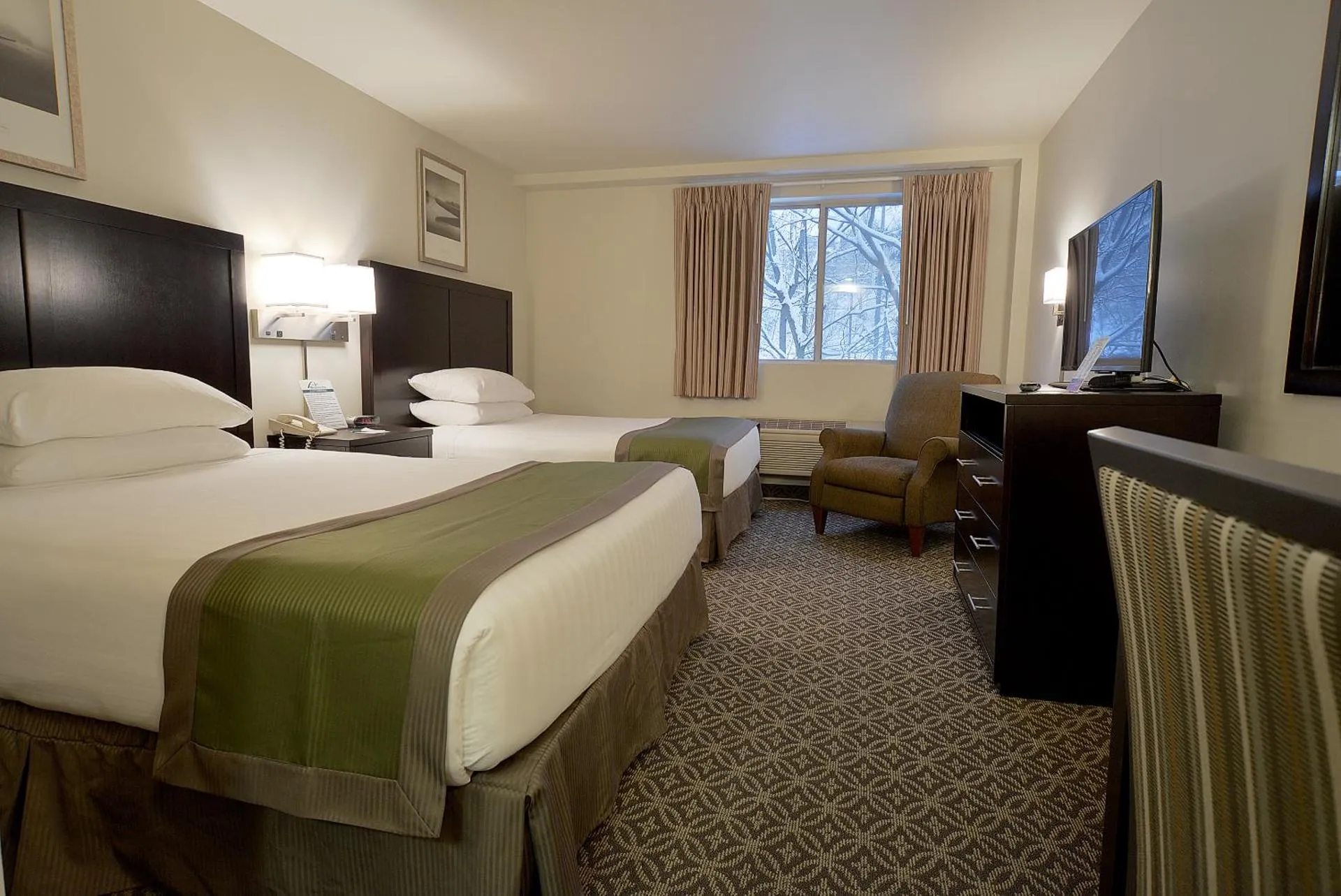 The Madison Inn by Riversage