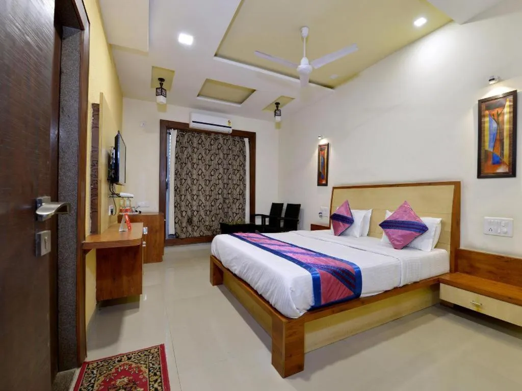 Hotel Kaka Inn