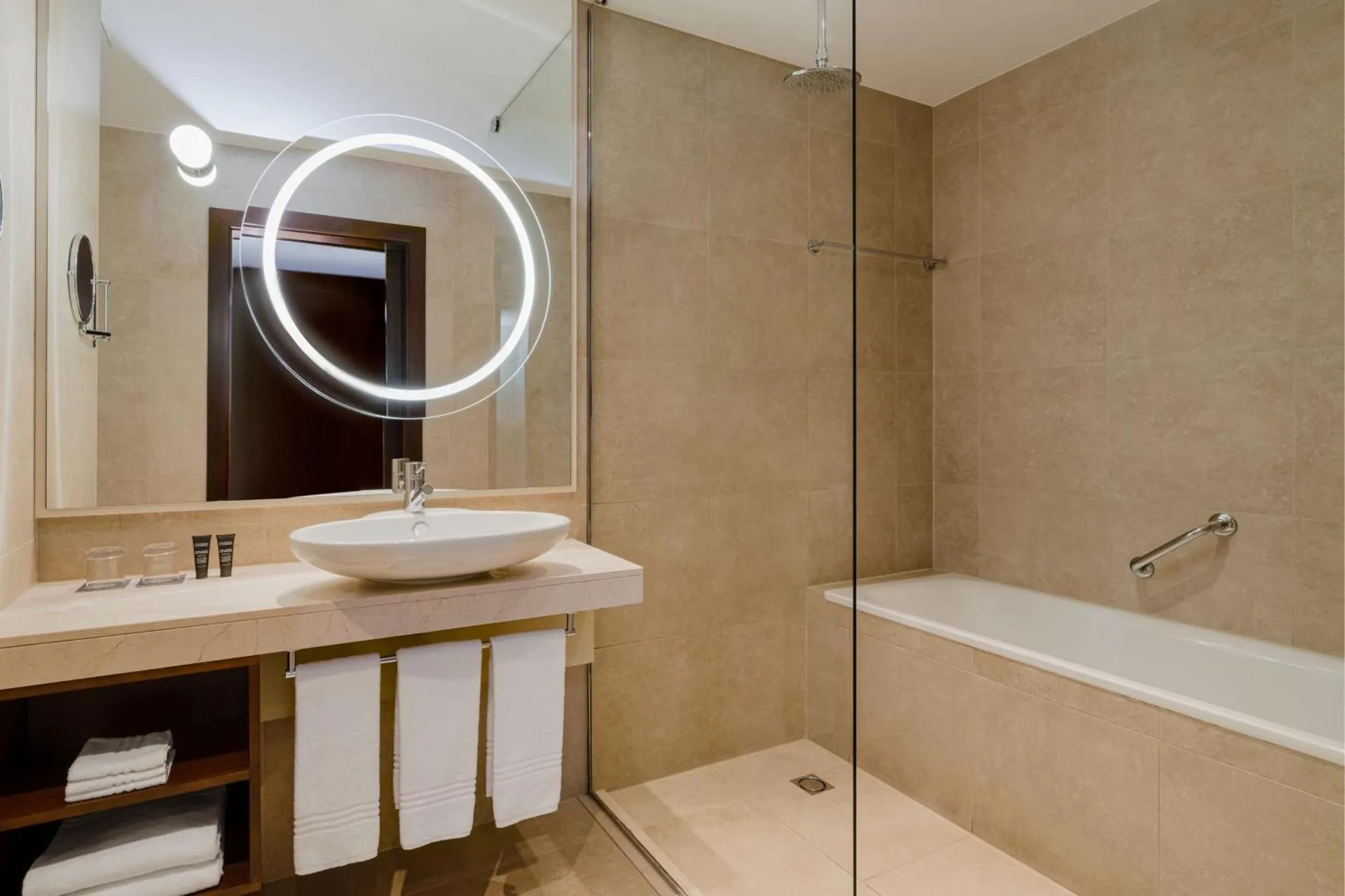 Sheraton Poznan Hotel