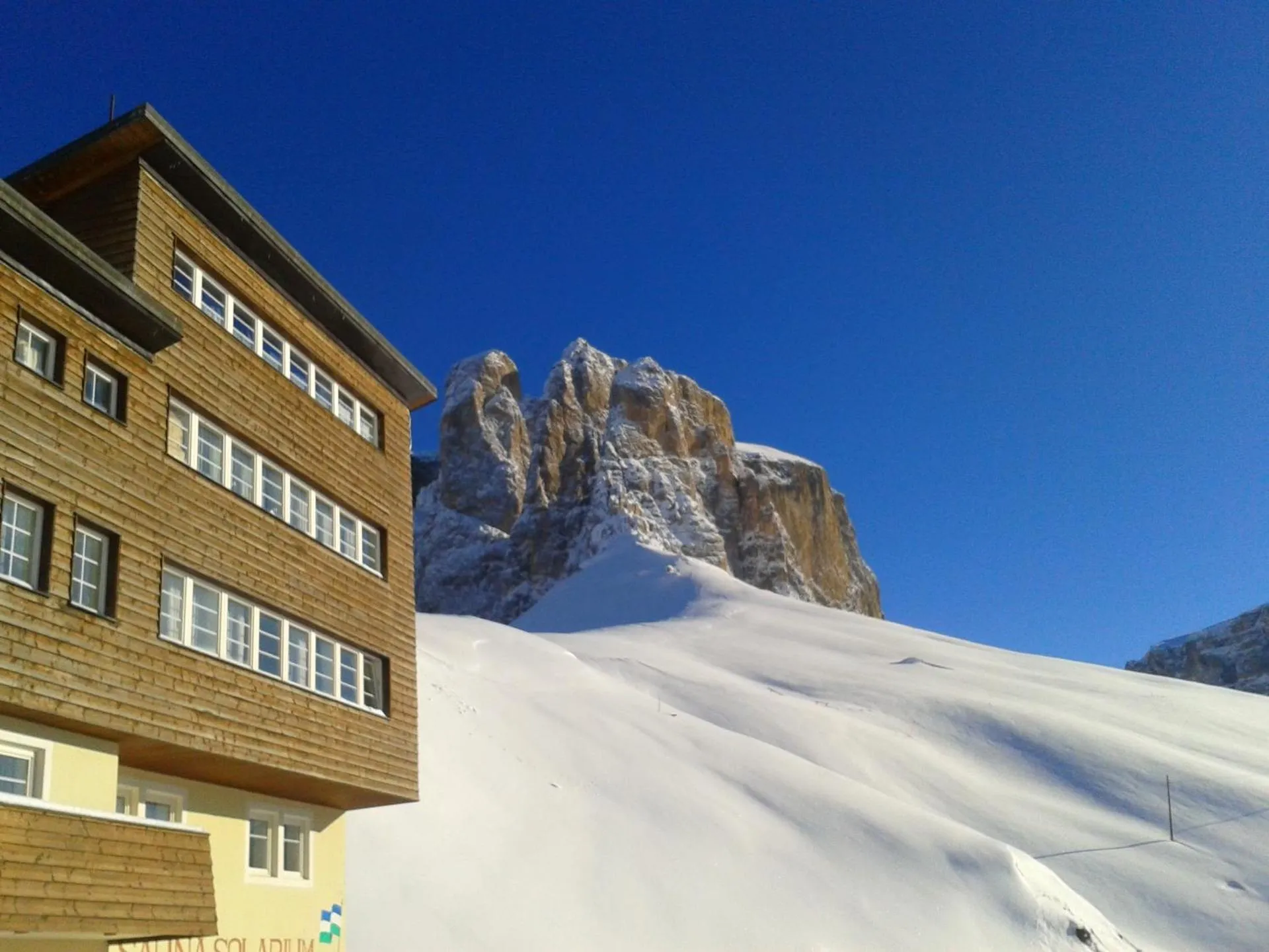 Dog Friendly Hotel $Canazei - $Hotel Maria Flora