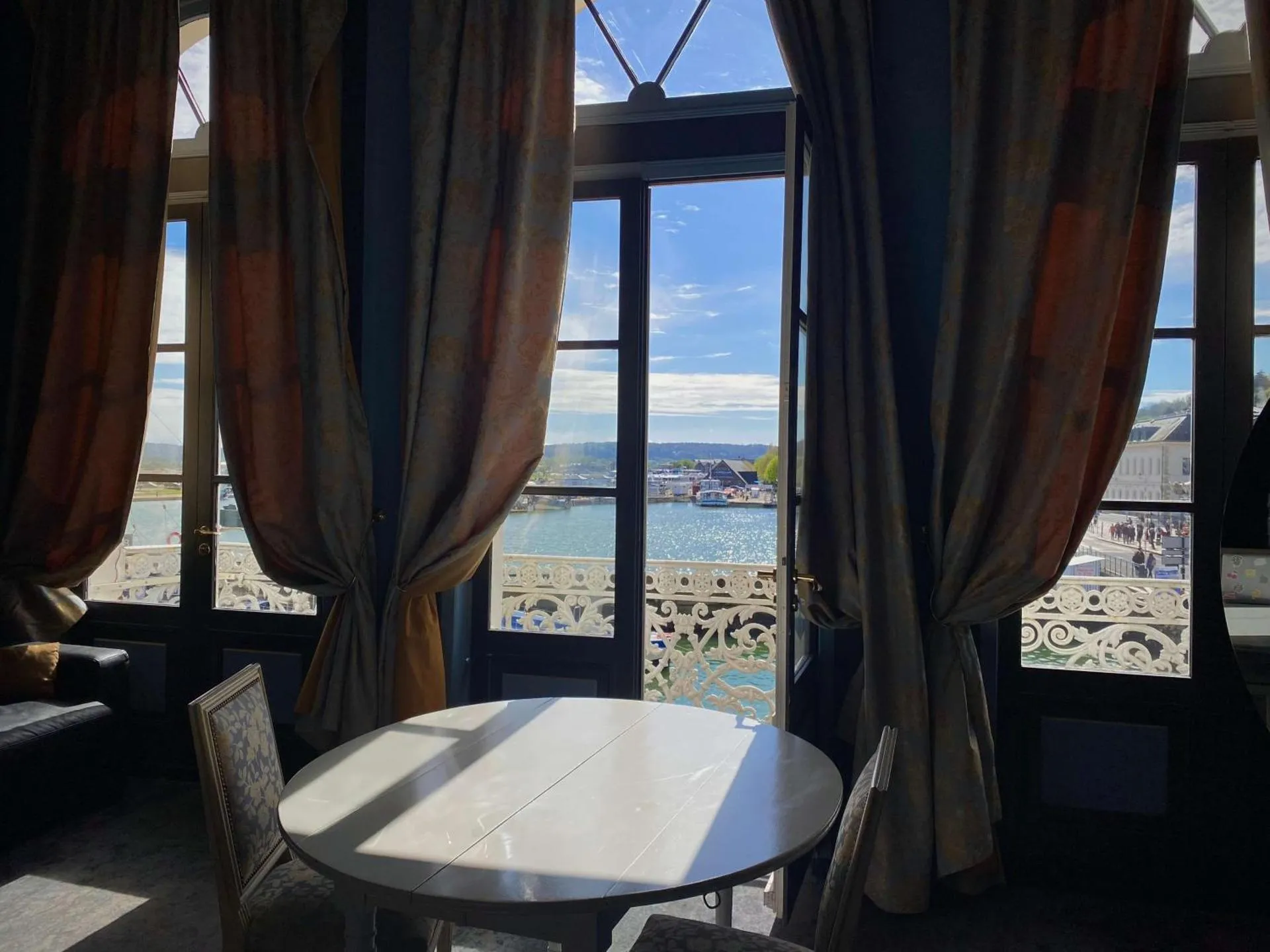 Best Western Le Cheval Blanc -Centre- Vieux Port