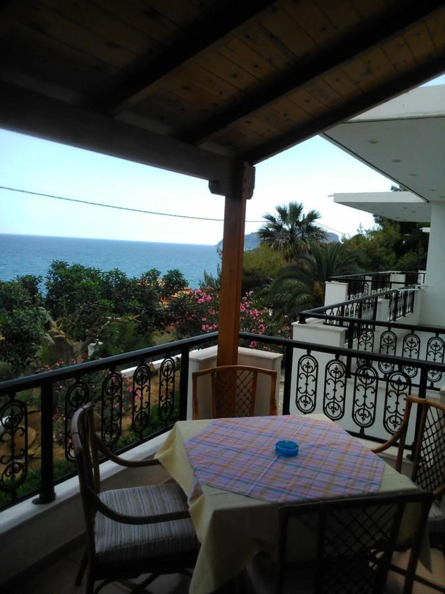 Dog Friendly Aparthotel $Monemvasia - $Maviria
