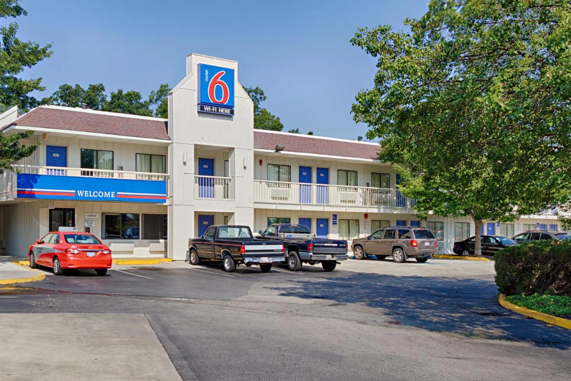 Dog Friendly Hotel $Laurel - $Motel 6-Laurel, DC - Washington Northeast