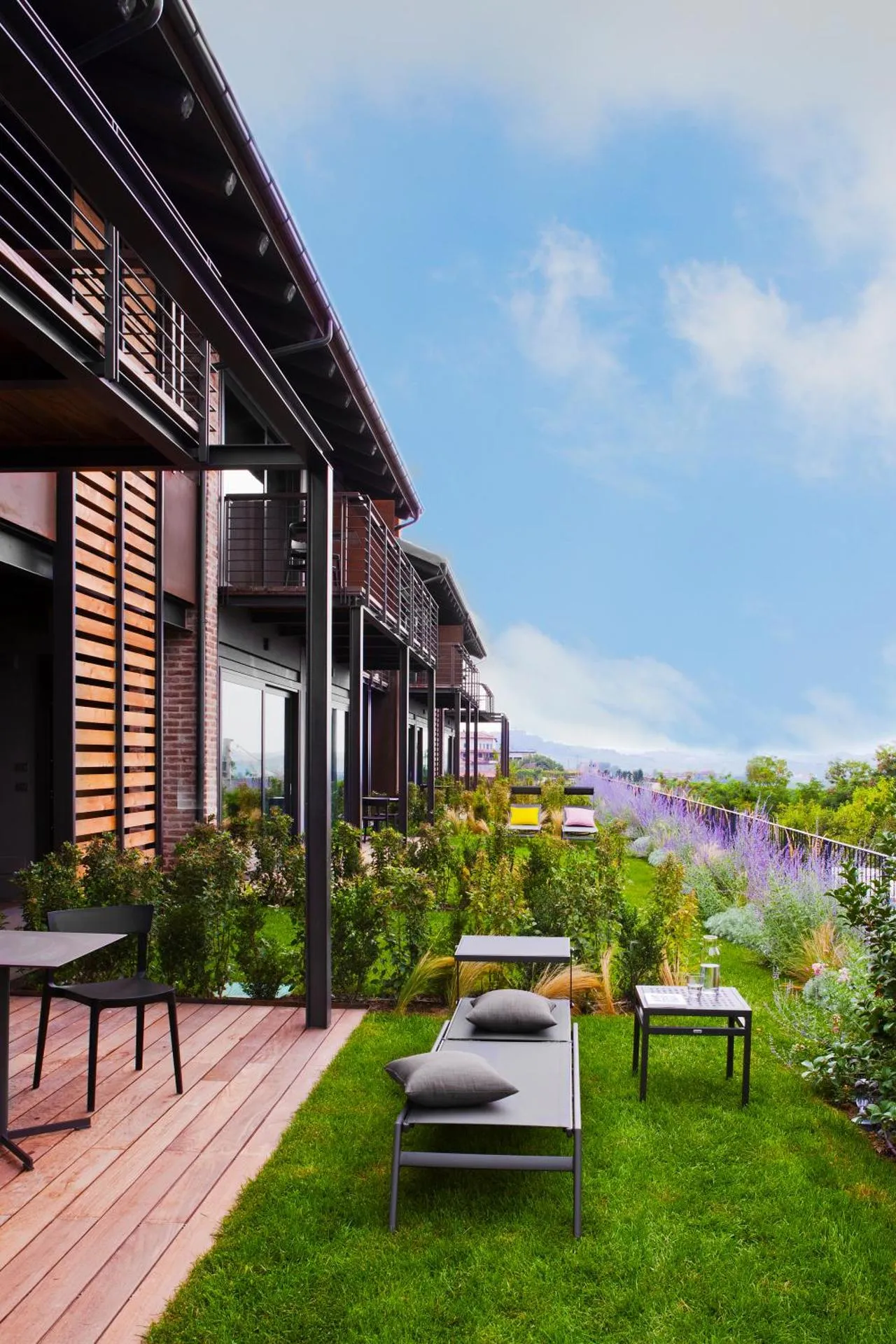 Dog Friendly Hotel $La Morra - $Arborina Relais