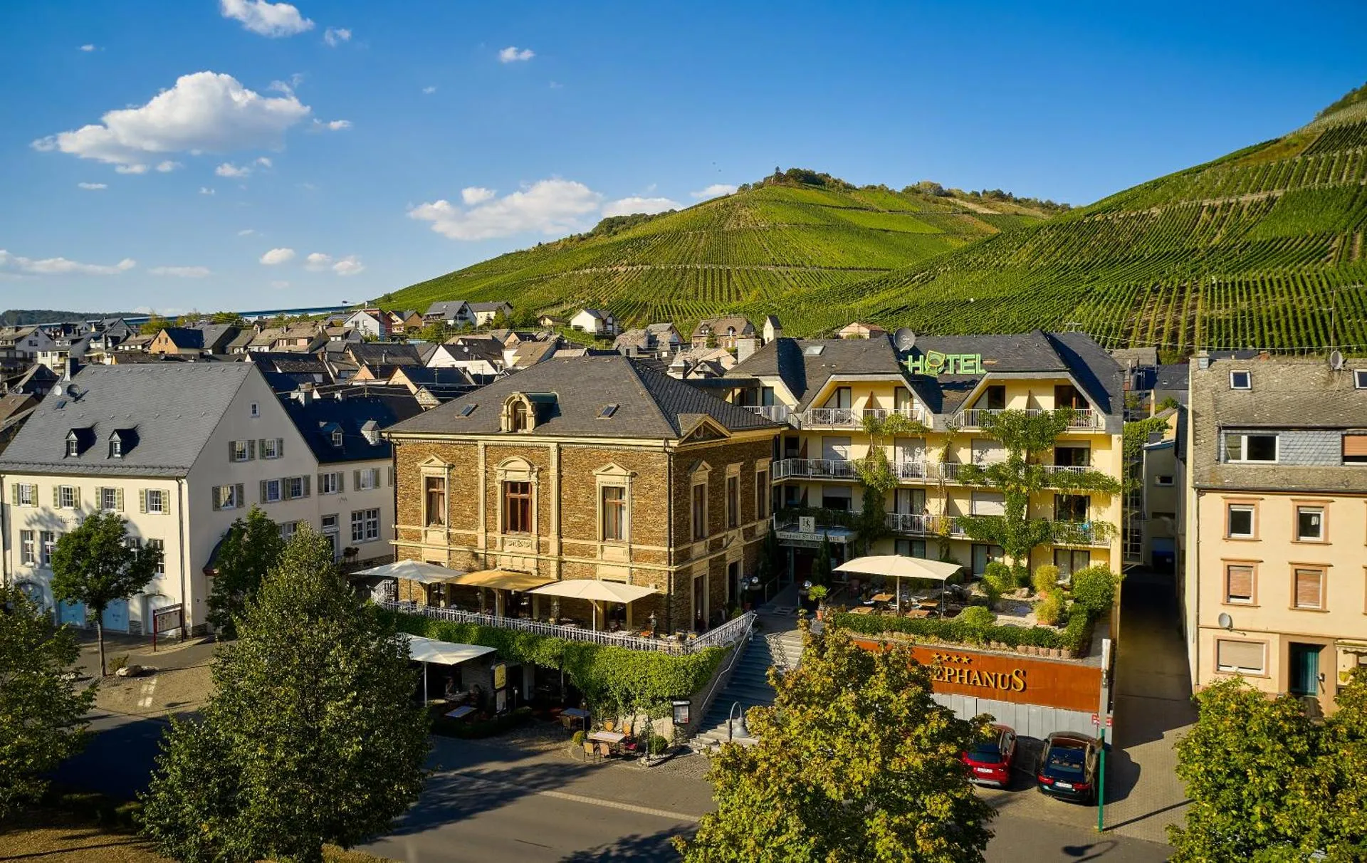 Dog Friendly Hotel $Zeltingen-Rachtig - $Weinhotel St. Stephanus