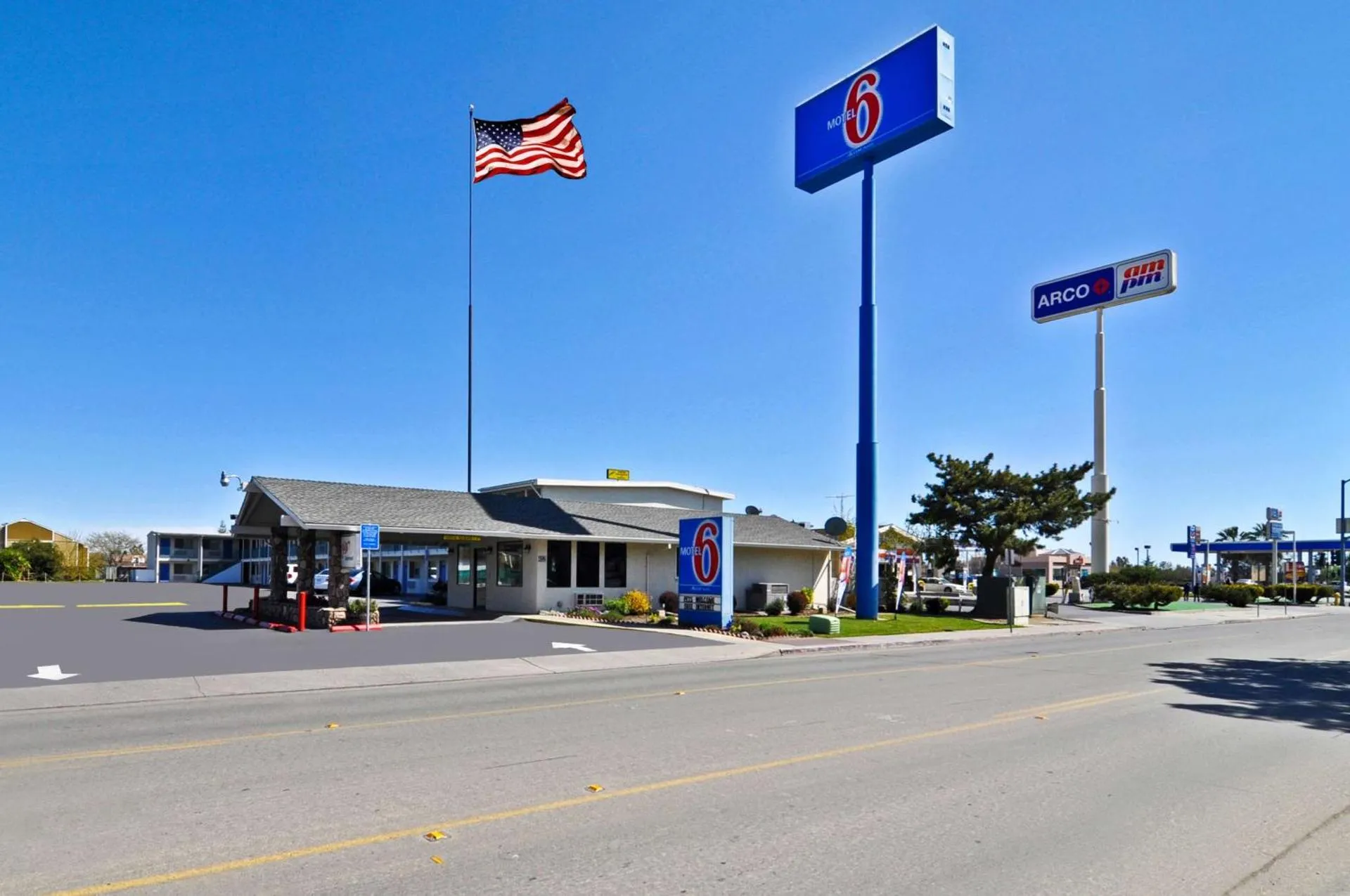 Dog Friendly Hotel $Willows - $Motel 6-Willows, CA