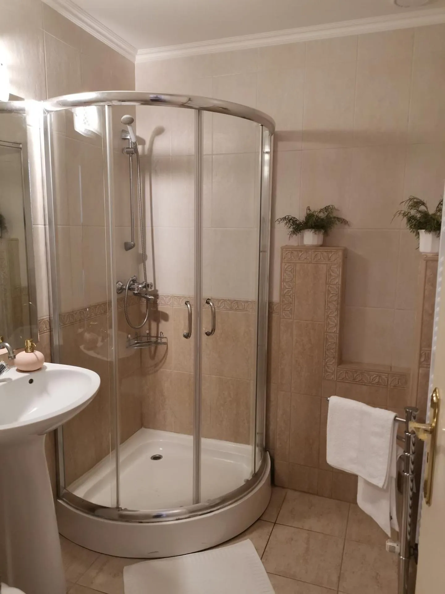 Dog Friendly Aparthotel $Siófok - $Apartman Orgona
