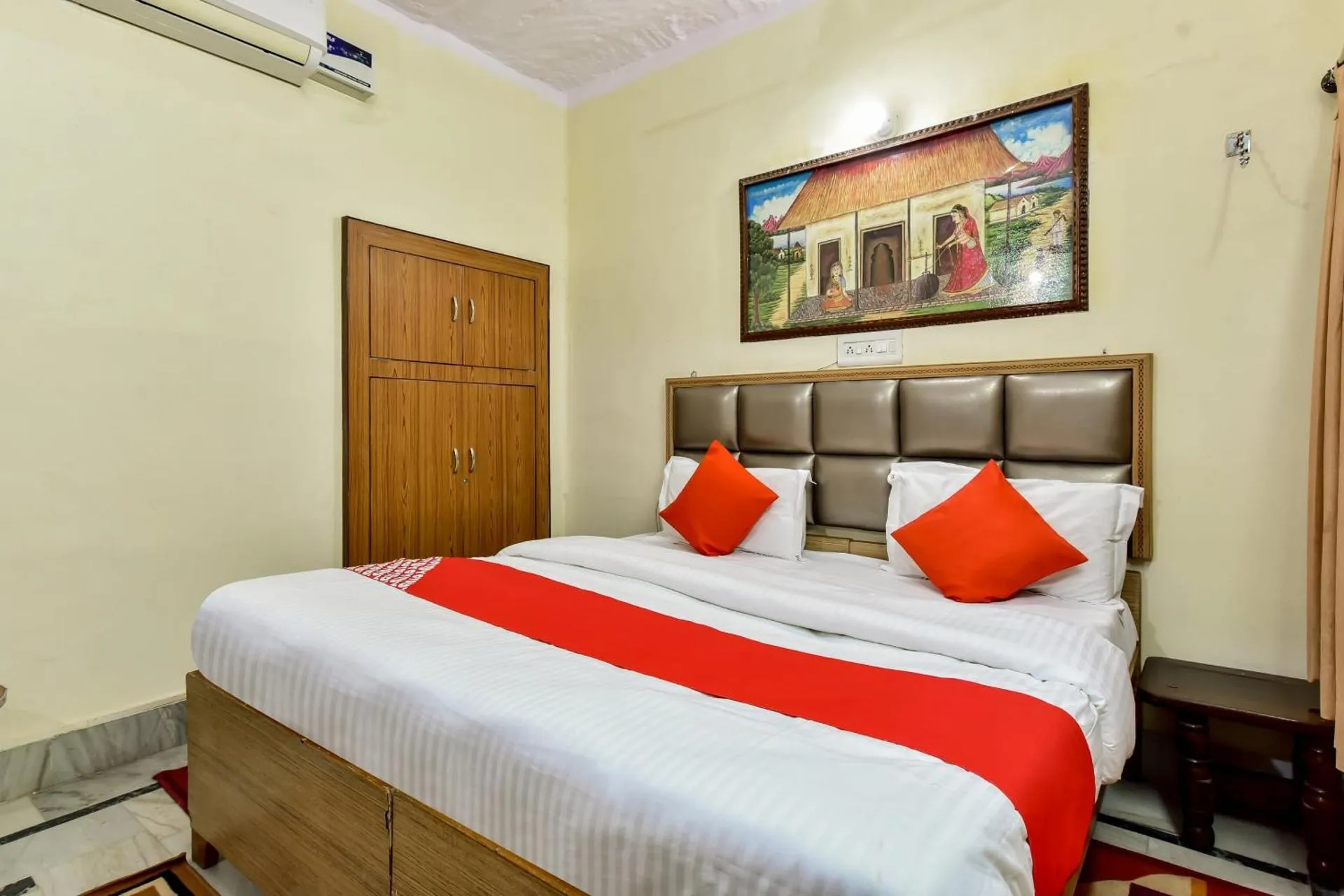 OYO Dev Villas Guest House