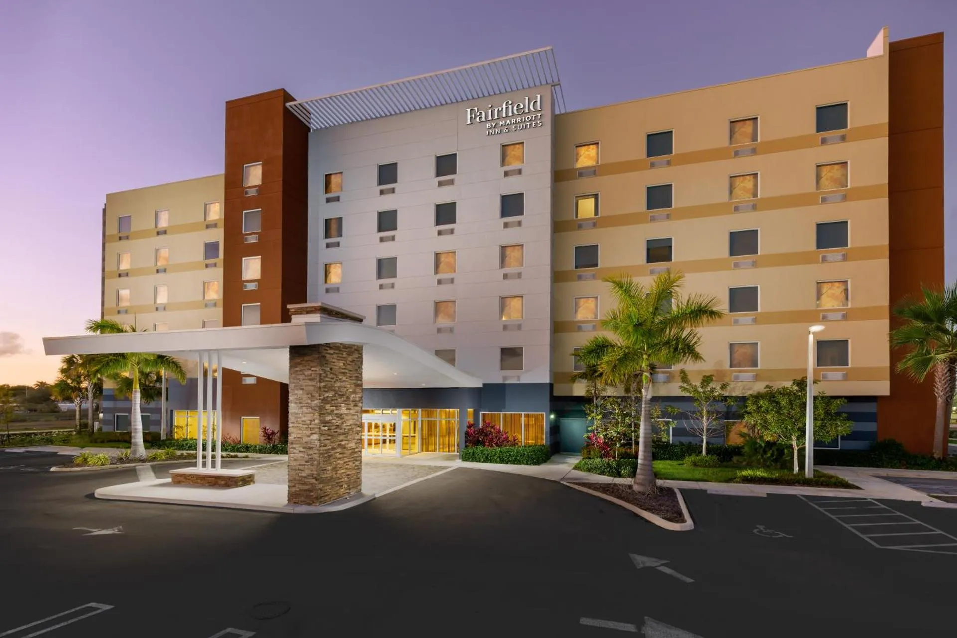 Dog Friendly Hotel $Florida City - $Fairfield Inn & Suites Homestead Florida City