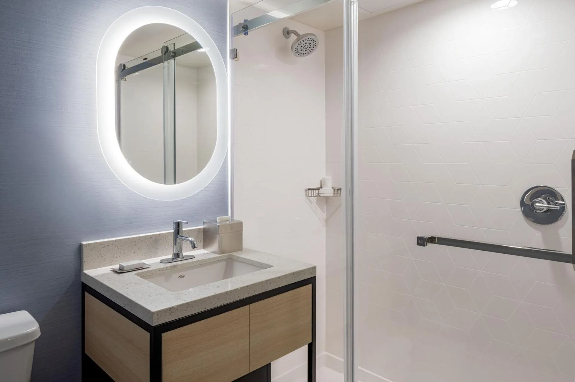 DoubleTree Suites by Hilton Doheny Beach