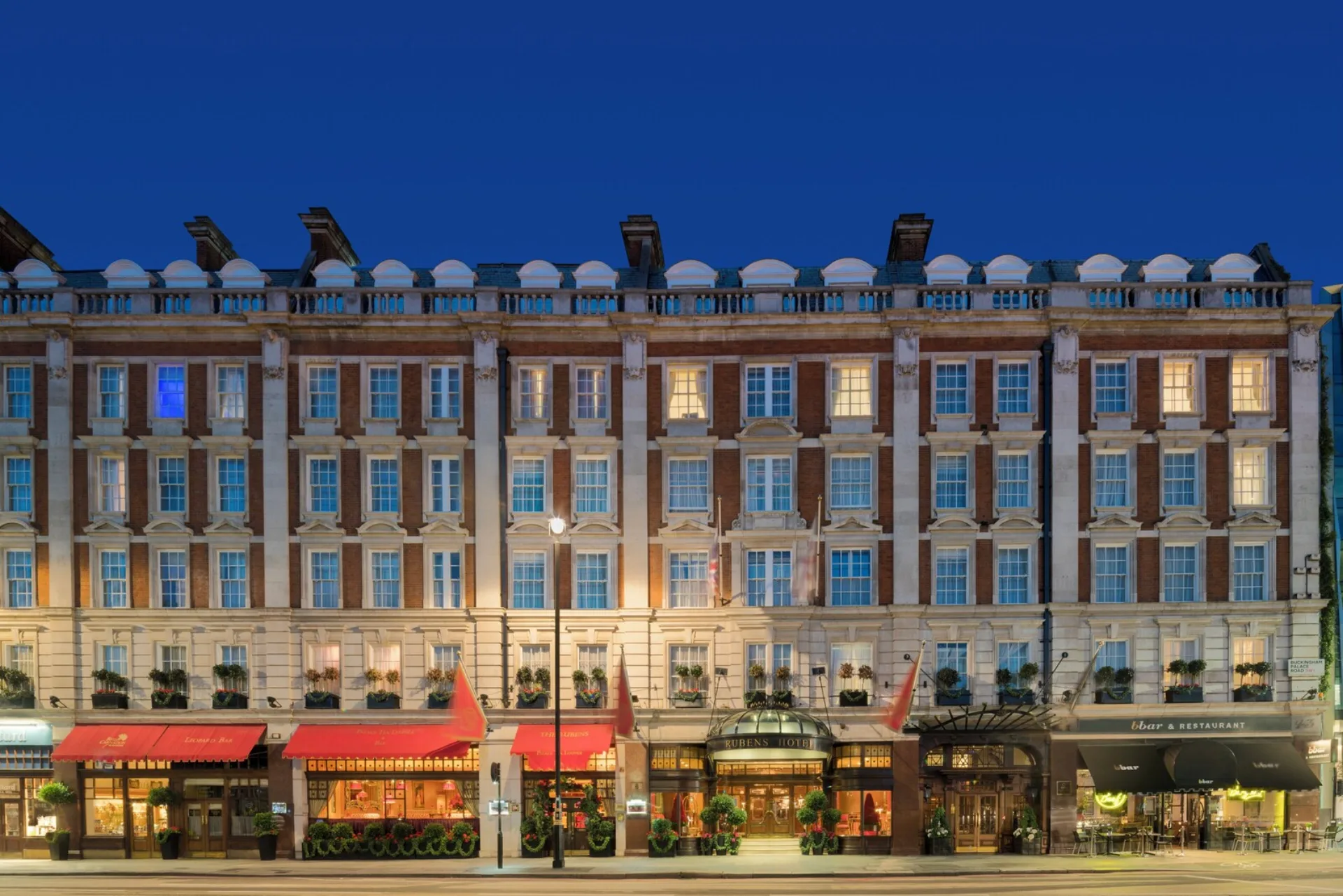 Rubens At The Palace, a dog friendly hotel in London