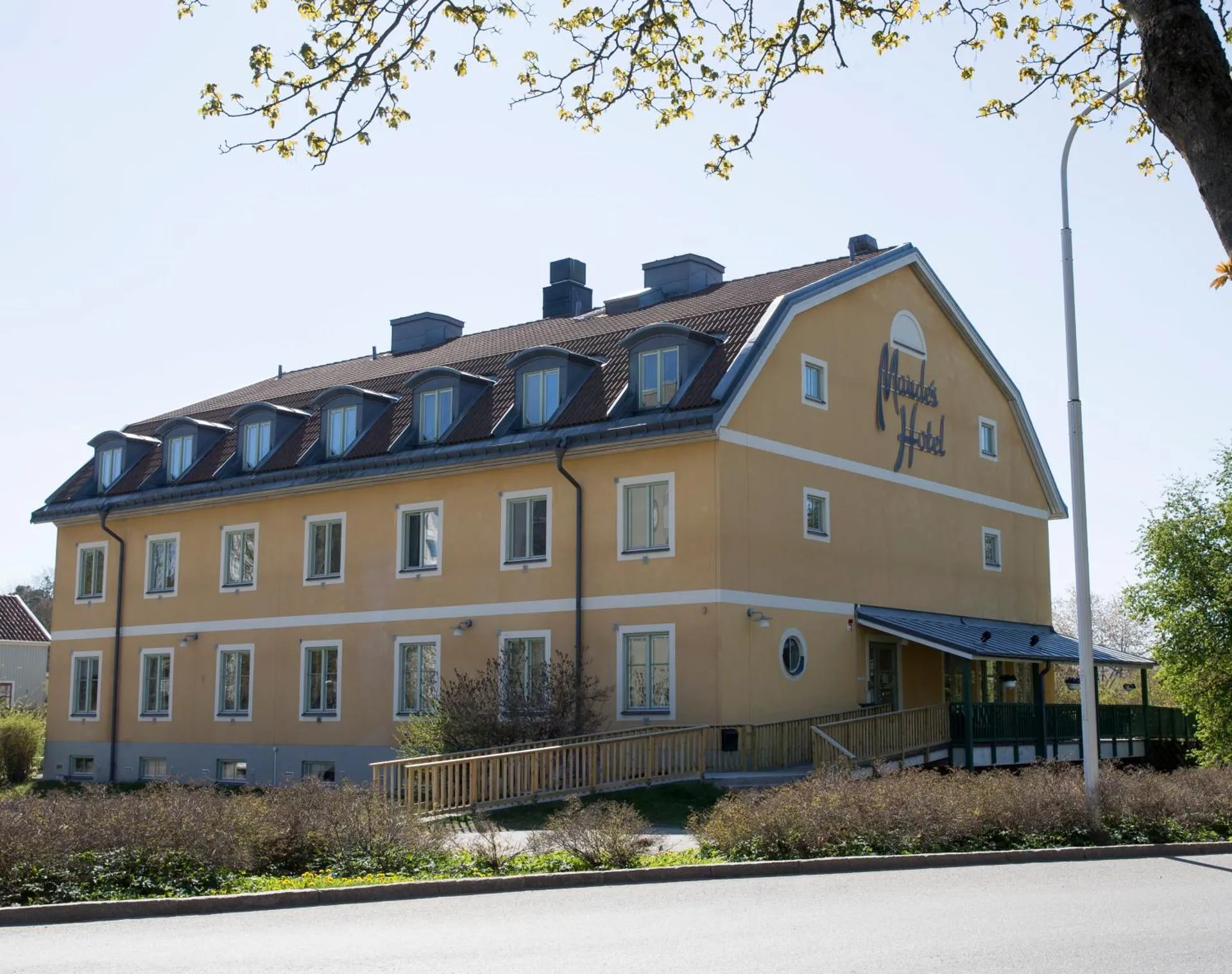 Dog Friendly Hotel $Stockholm - $Maude´s Hotel Enskede Stockholm