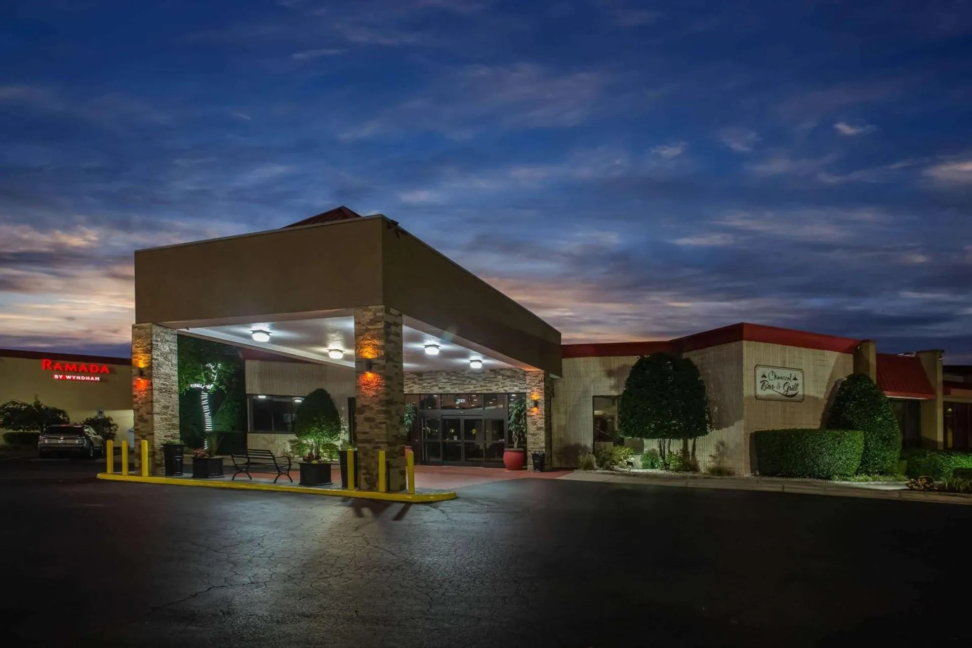Dog Friendly Hotel $Statesville - $Ramada by Wyndham Statesville