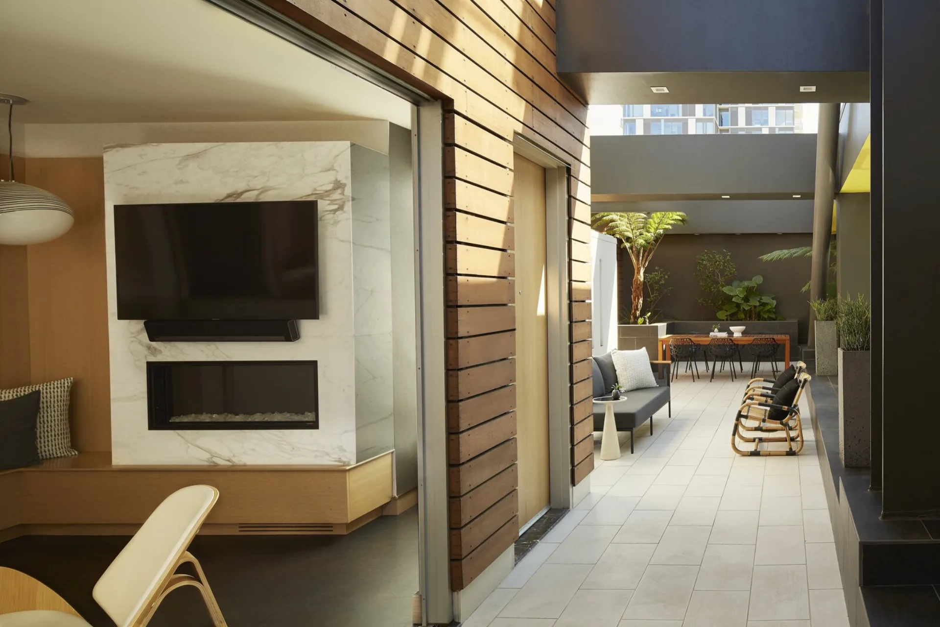 Kimpton Hotel Wilshire interior
