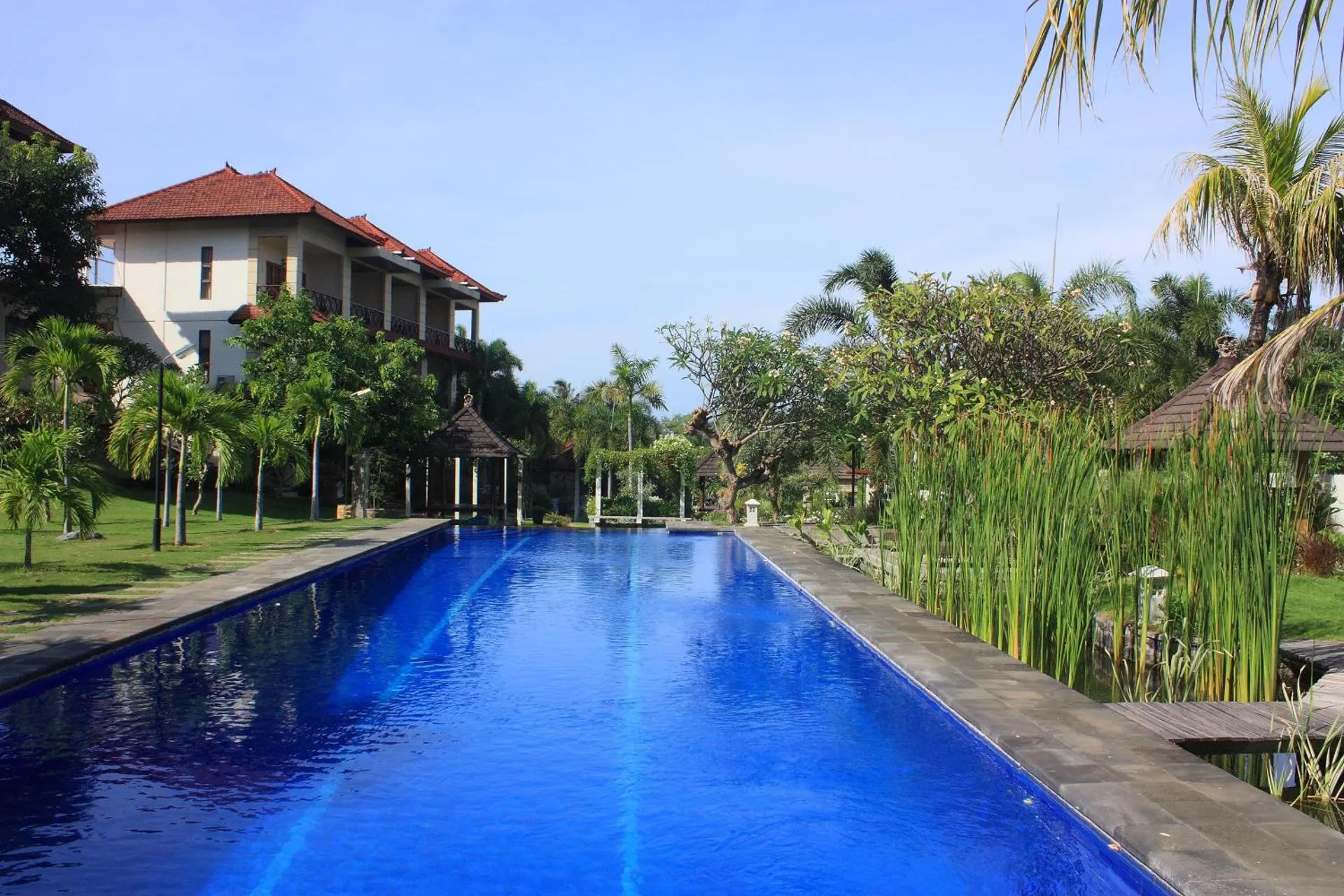 BlueHill Dive Resort Tulamben
