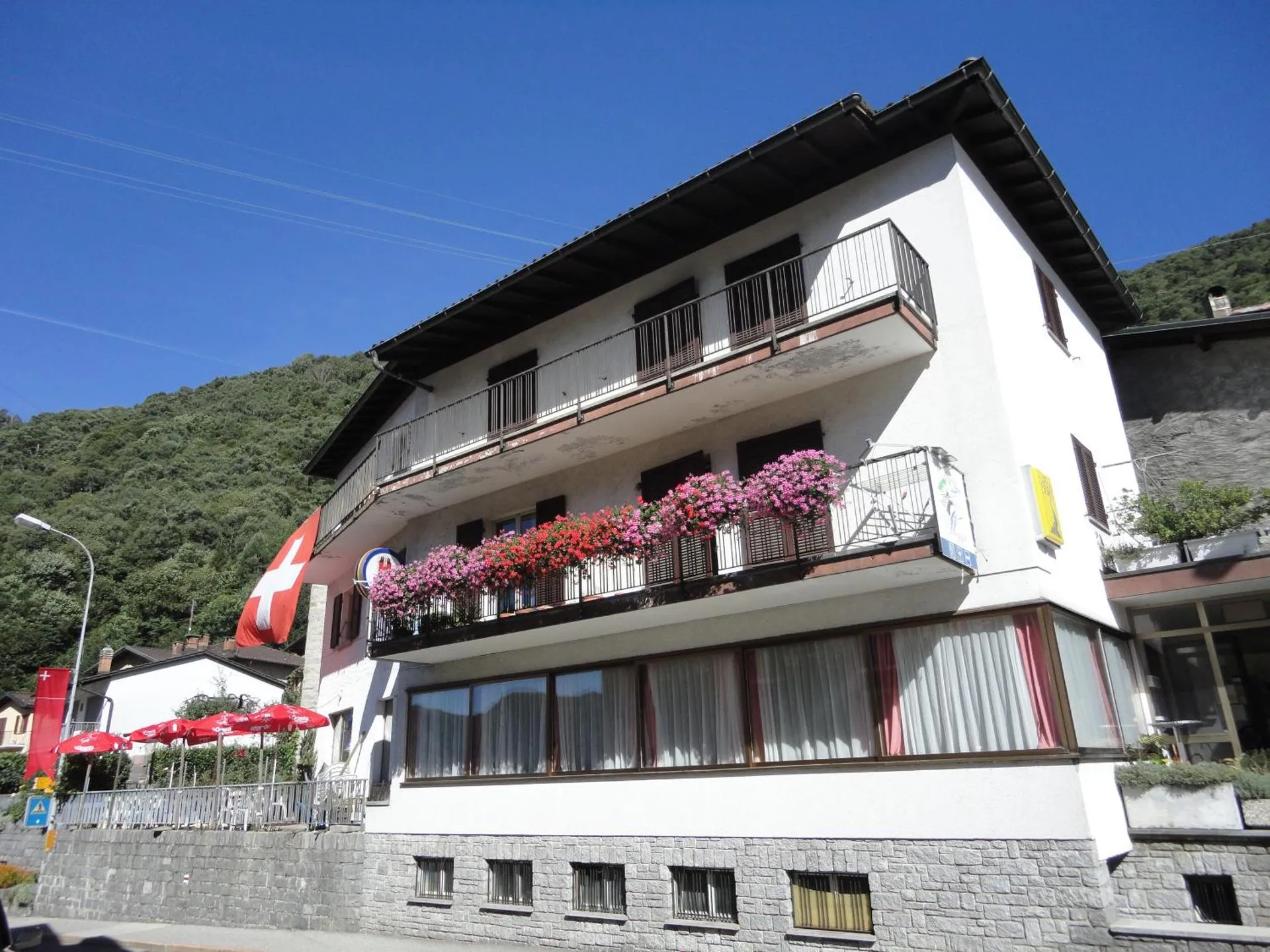 Dog Friendly Inn $Isone - $Ristorante Vedeggio