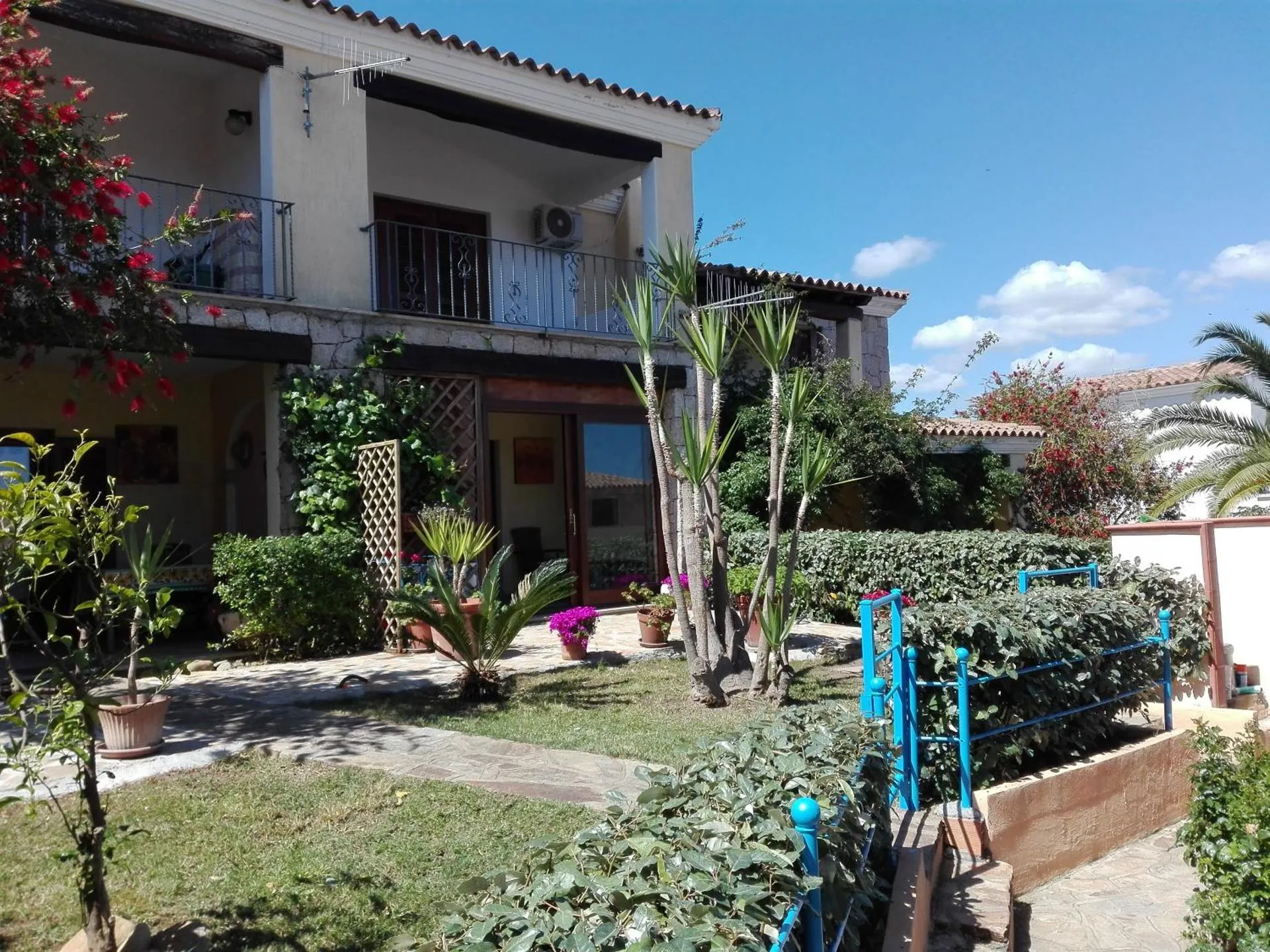 Dog Friendly Aparthotel $Budoni - $Borgo Le Logge