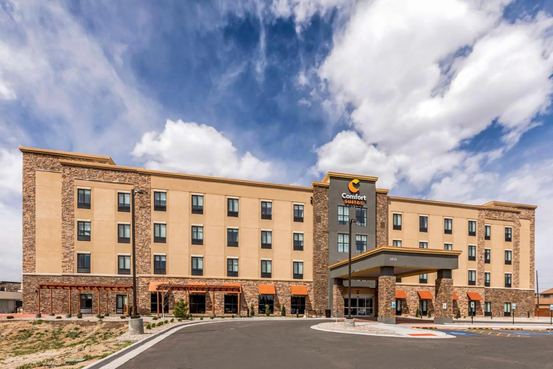 Comfort Suites