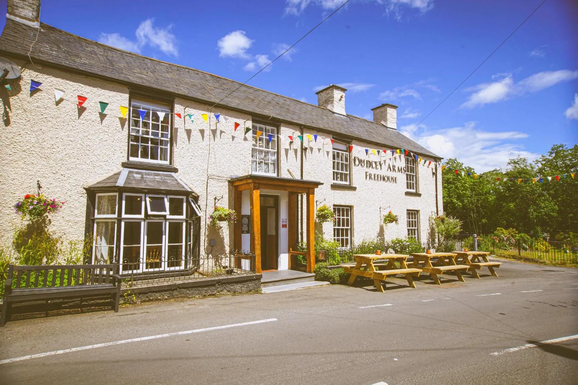 Dog Friendly Inn $Llandrillo - $The Dudley Arms