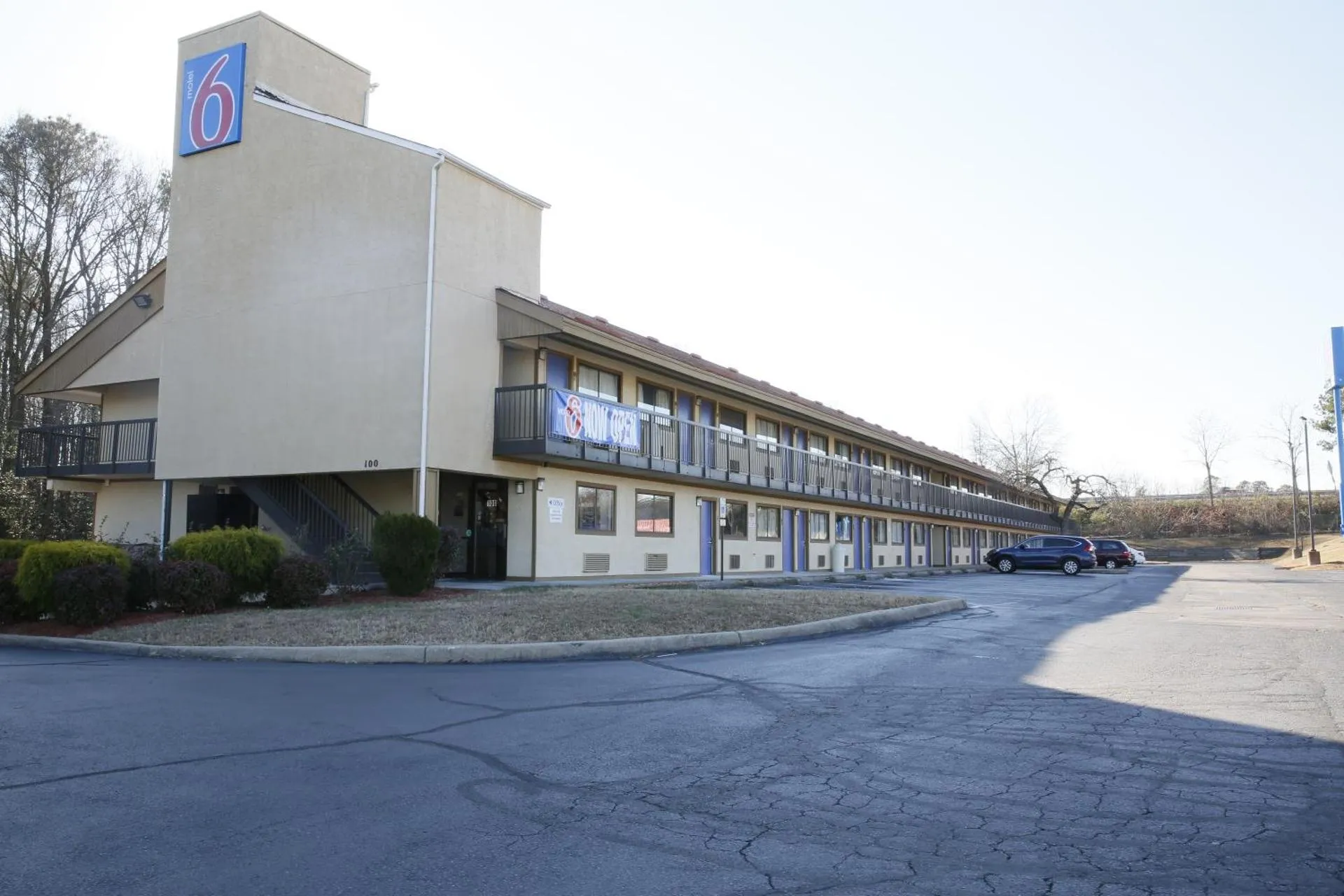 Dog Friendly Hotel $Richmond - $Motel 6-Richmond, VA - Midlothian Turnpike