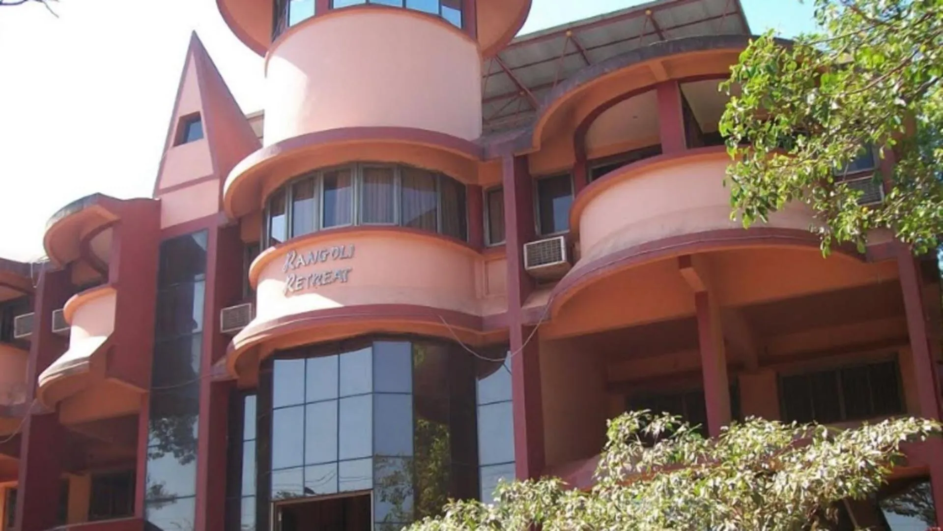 Dog Friendly Hotel $Matheran - $Rangoli Retreat