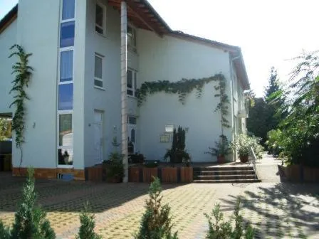 Dog Friendly Hotel $Frankenthal - $Weinhotel Wagner