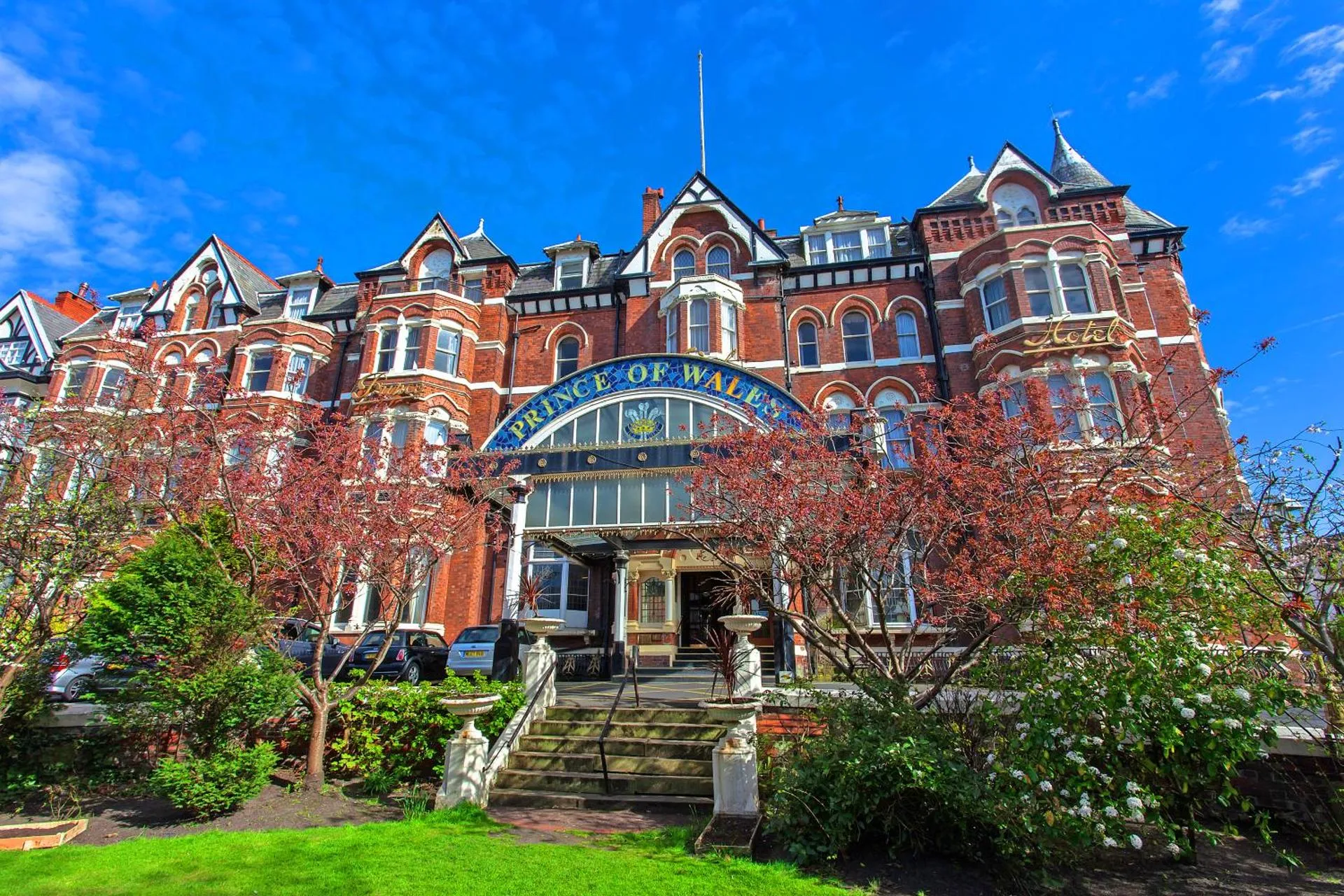 Dog Friendly Hotel $Southport - $Prince Of Wales Hotel