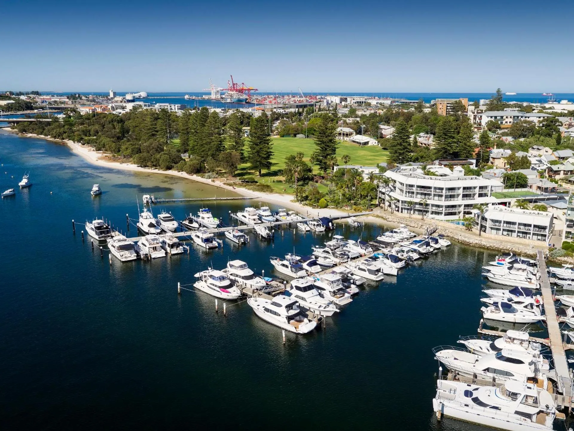 Pier 21 Apartment Hotel Fremantle