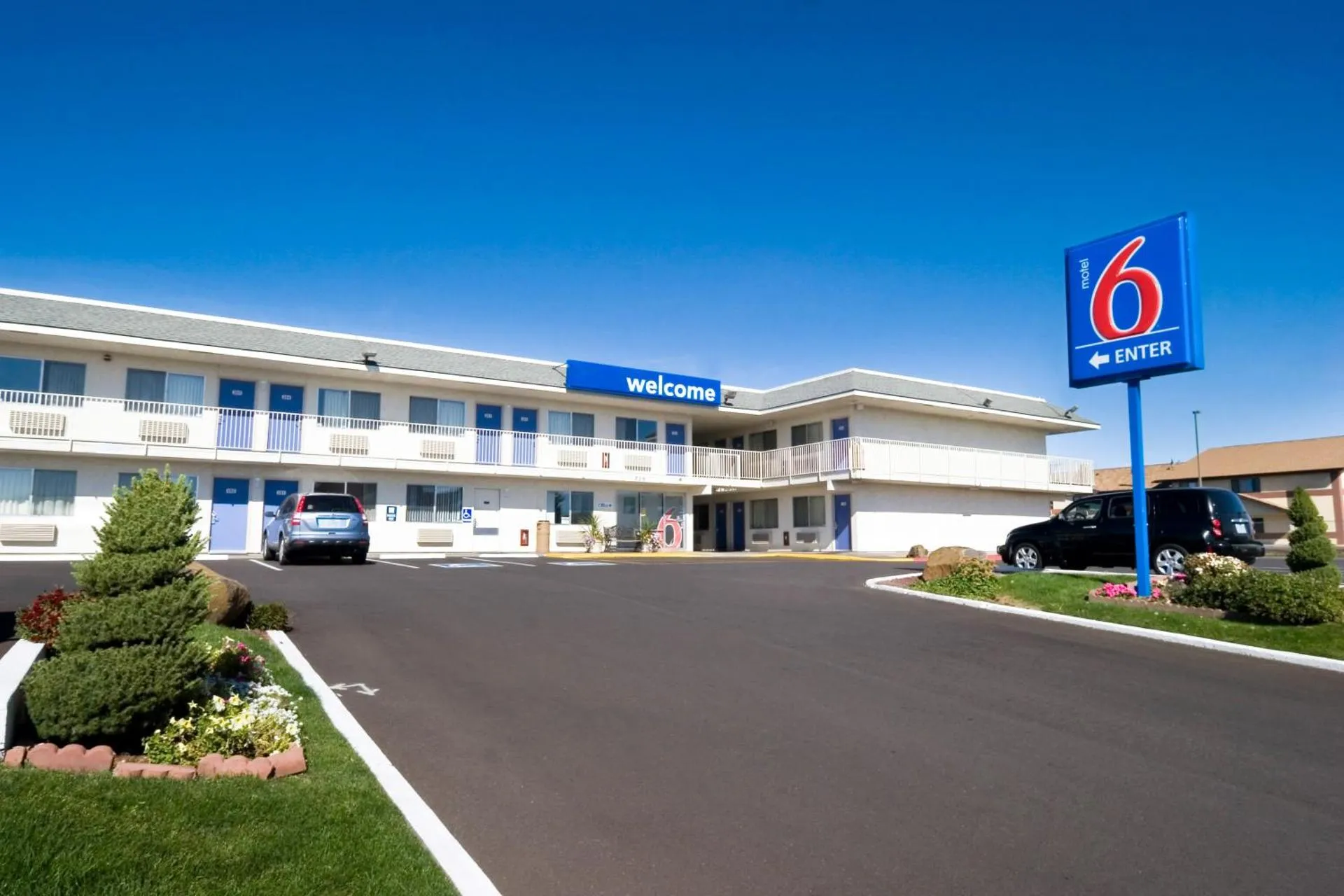 Dog Friendly Hotel $Pendleton - $Motel 6-Pendleton, OR