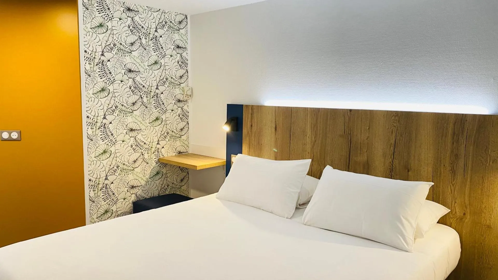 Dog Friendly Hotel $Champforgeuil - $Kyriad Direct Chalon Sur Saone Nord