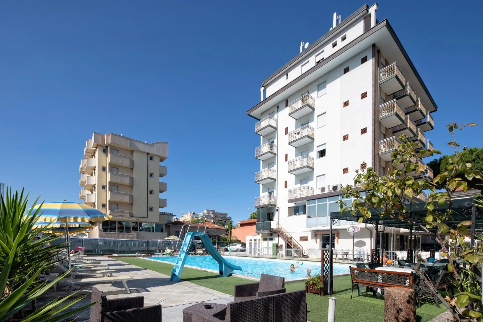 Hotel Lem