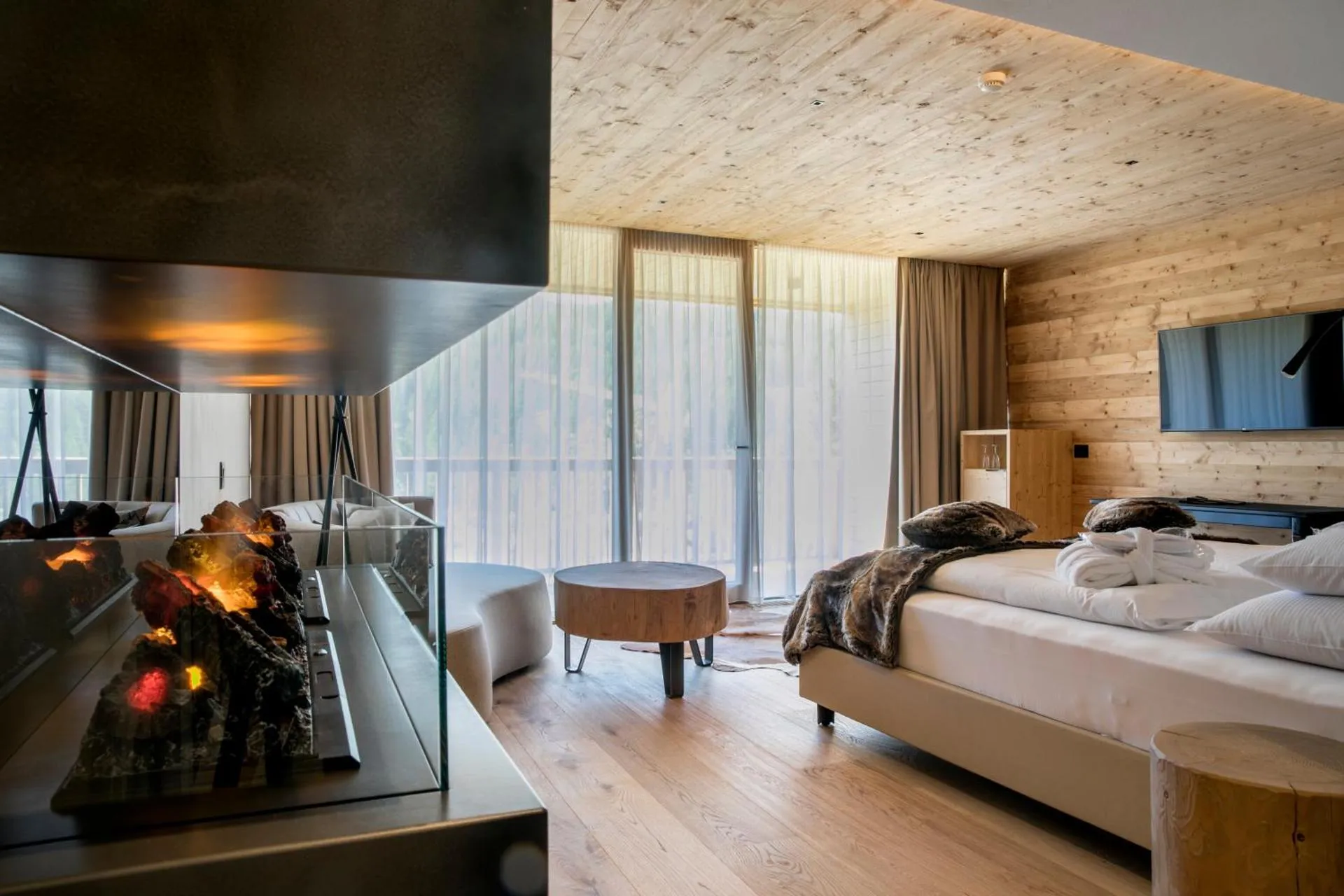 Dog Friendly Hotel $San Cassiano - $Hotel Gran Paradiso