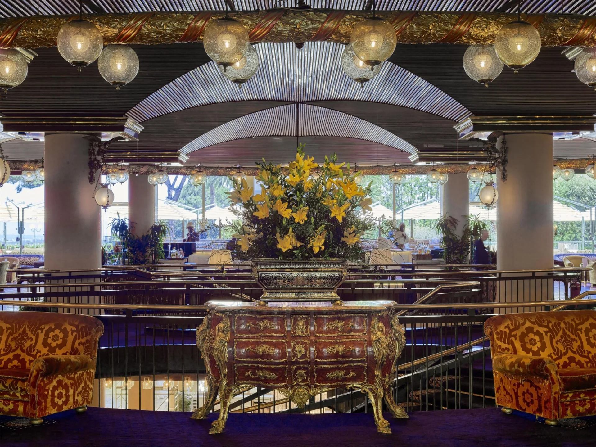 Rome Cavalieri, A Waldorf Astoria Hotel interior