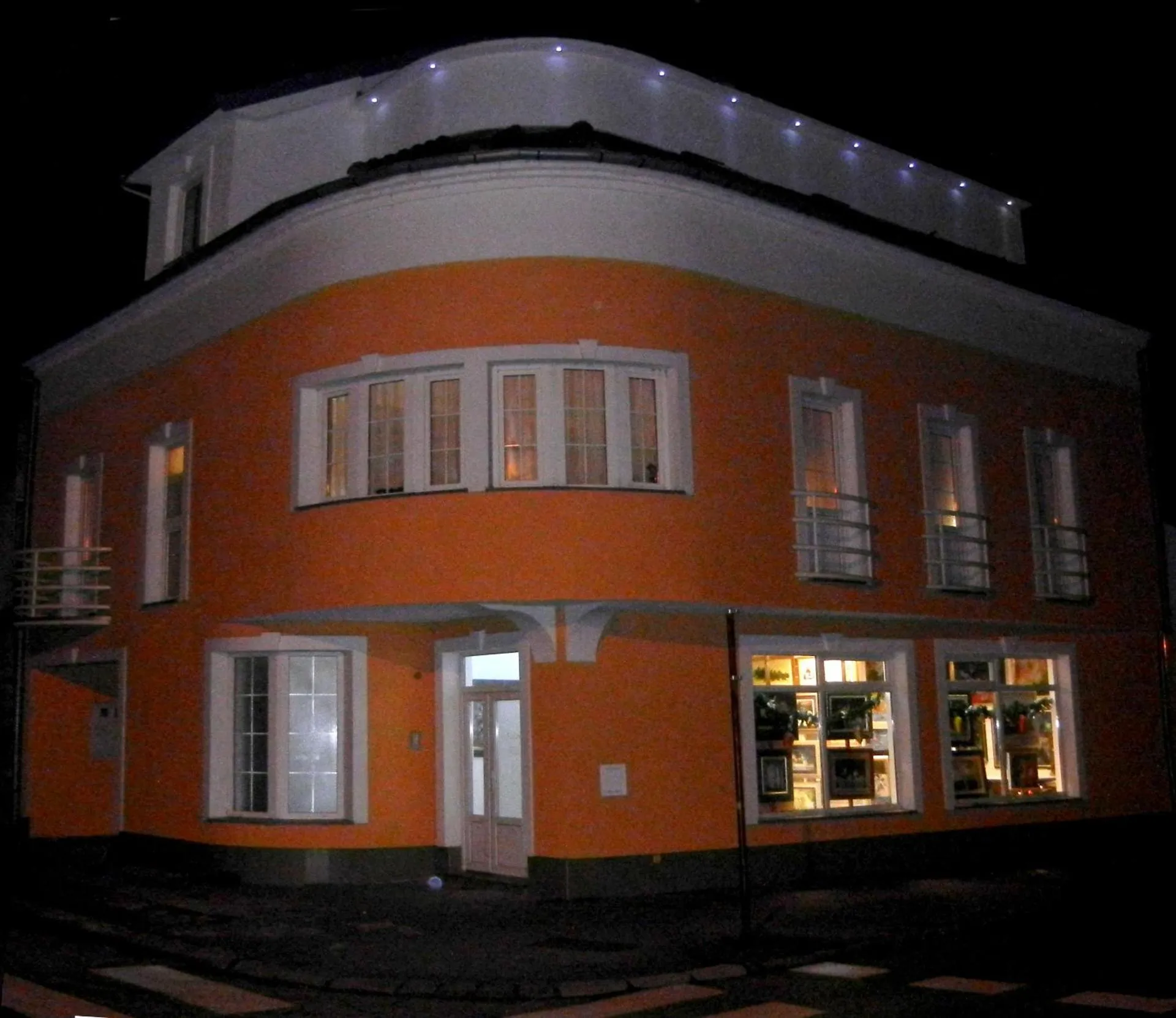 Dog Friendly Bed and breakfast $Slavonski Brod - $Villa Lucia - Apartments&Rooms