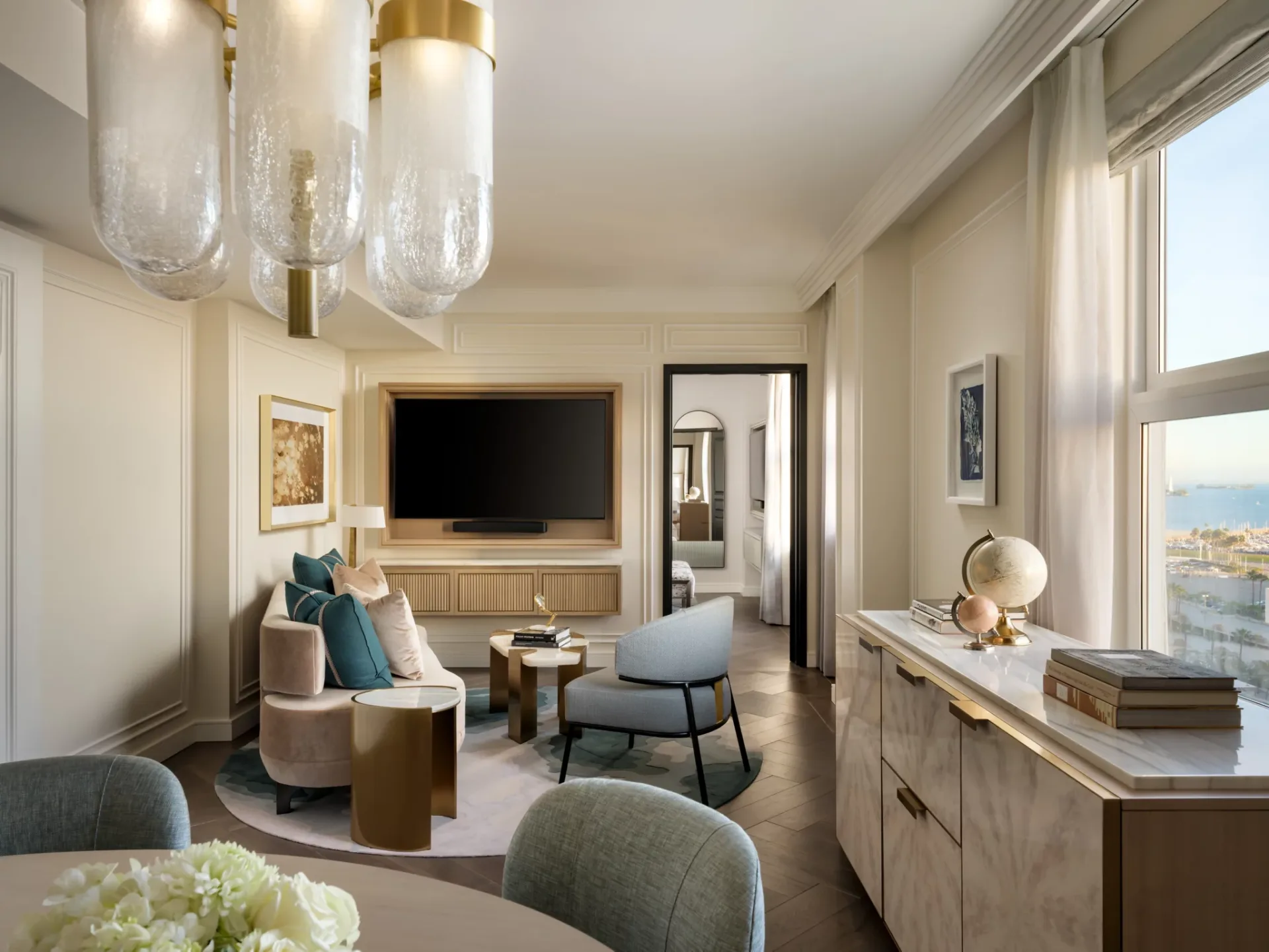 Fairmont Breakers Long Beach interior