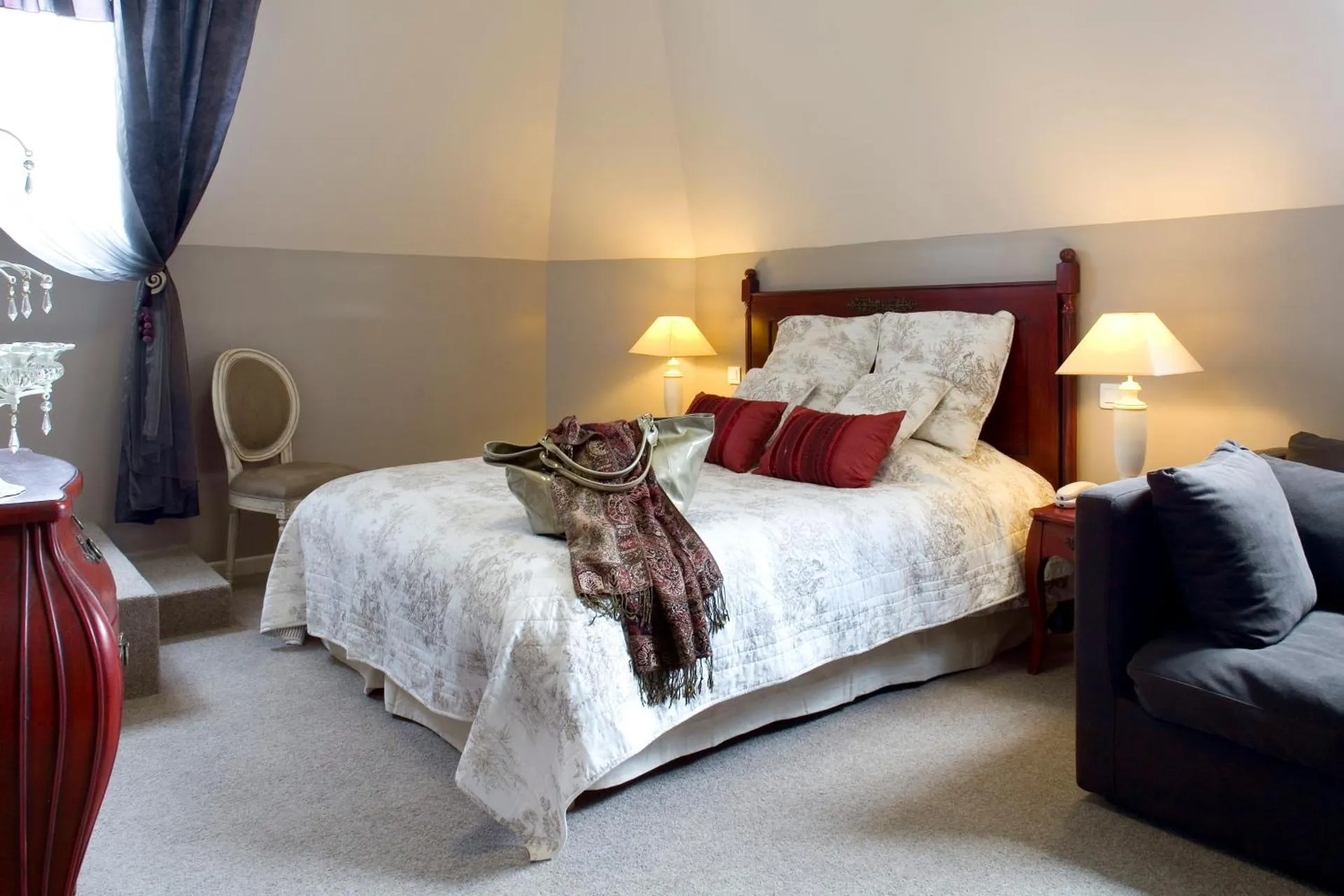 Dog Friendly Hotel $Châtellerault - $La Gourmandine