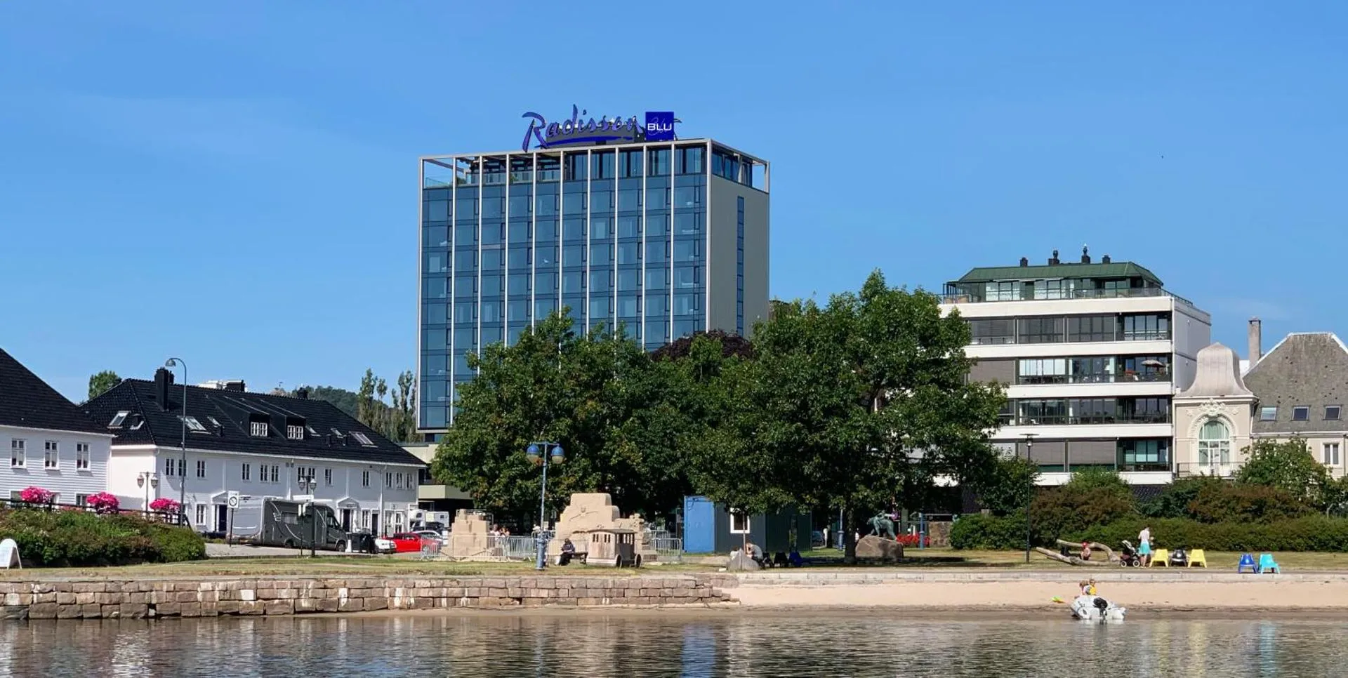 Dog Friendly Hotel $Kristiansand - $Radisson Blu Caledonien Hotel, Kristiansand