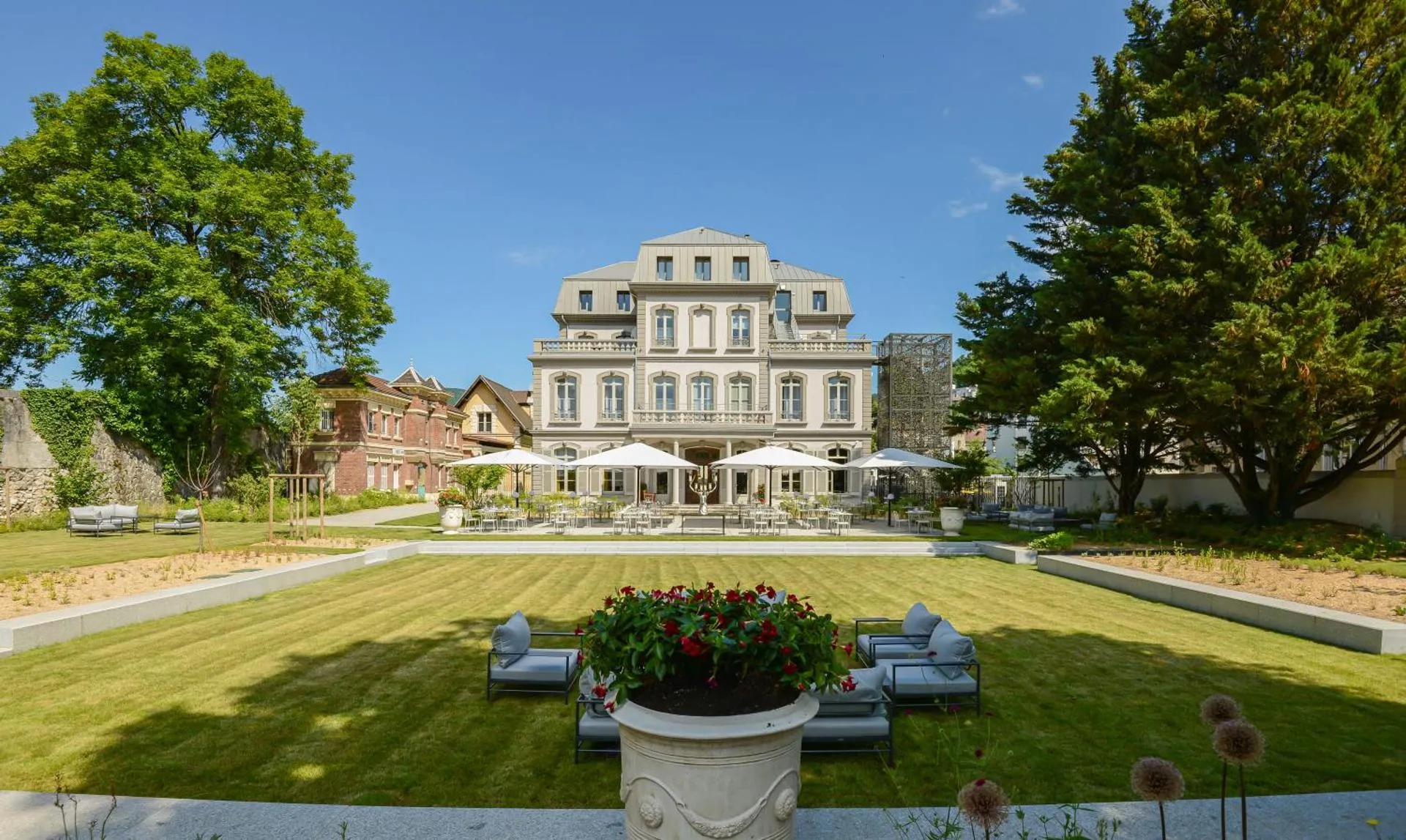 Dog Friendly Hotel $Voiron - $Hôtel Mille Pas