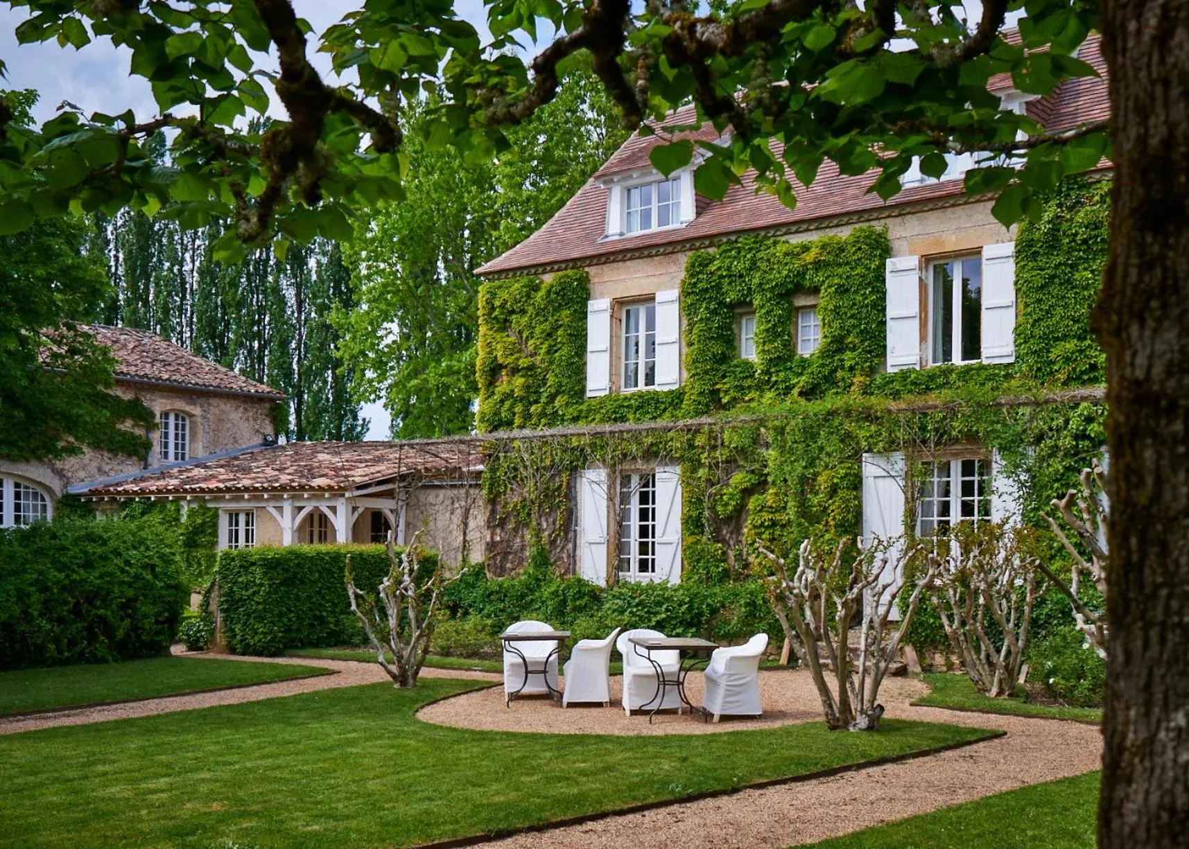 Dog Friendly Hotel $Trémolat - $Le Vieux Logis