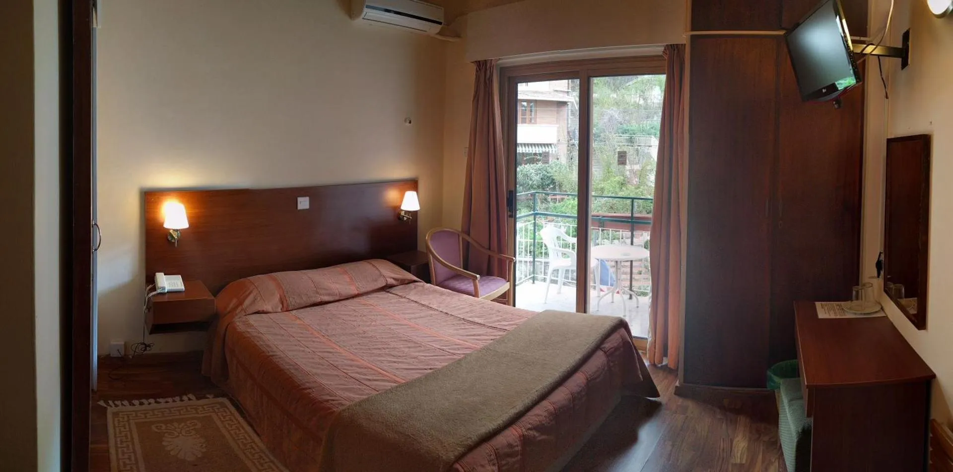 Edelweiss Hotel