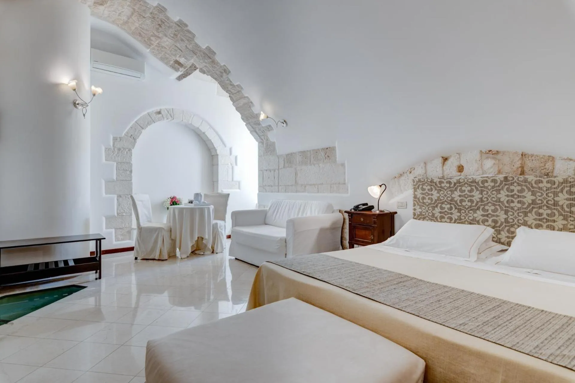 Dog Friendly Hotel $Ostuni - $Hotel La Terra