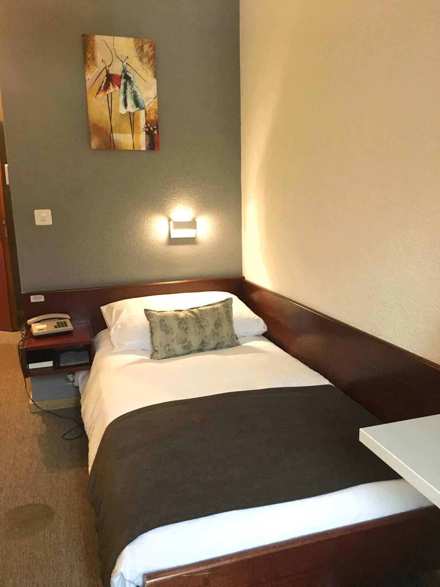 Dog Friendly Hotel $Saint-Maurice - $La Dent-du-Midi Hôtel & Restaurant