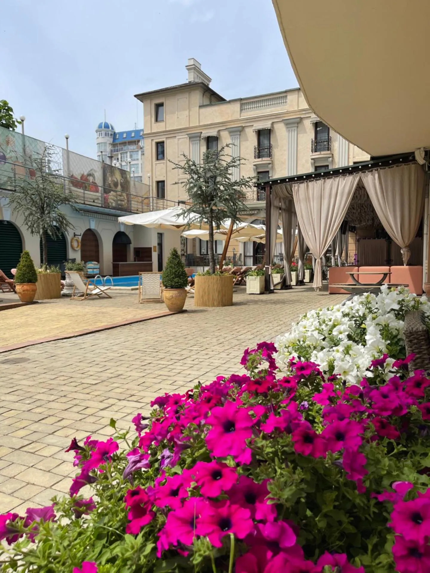 Arcada Apartments