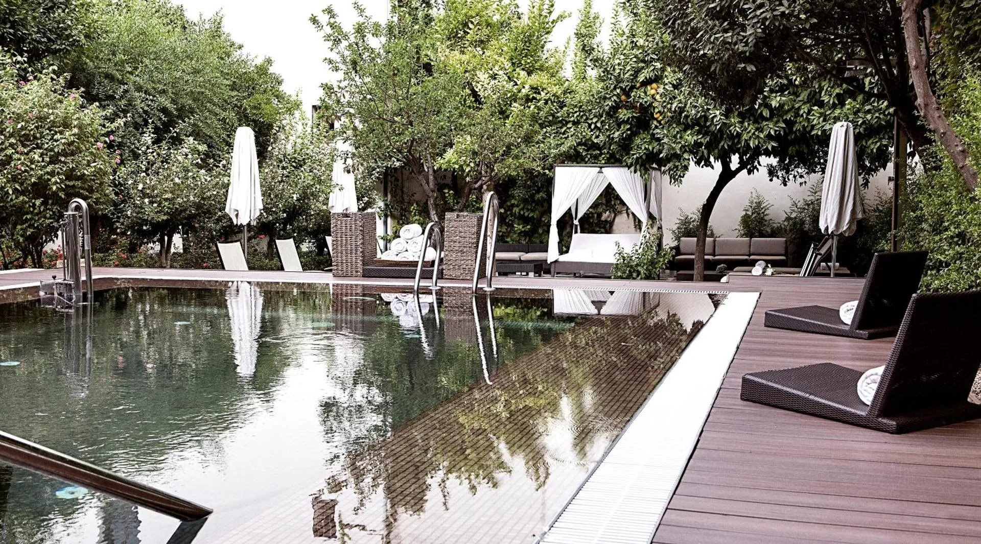 Dog Friendly Hotel $Córdoba - $Hospes Palacio del Bailio