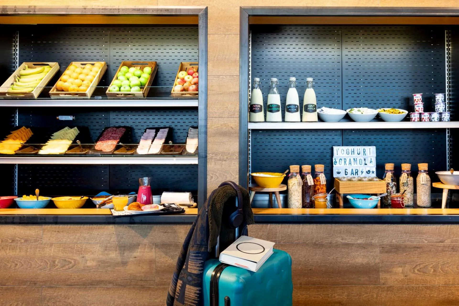 Dog Friendly Hotel $London - $Moxy London Stratford