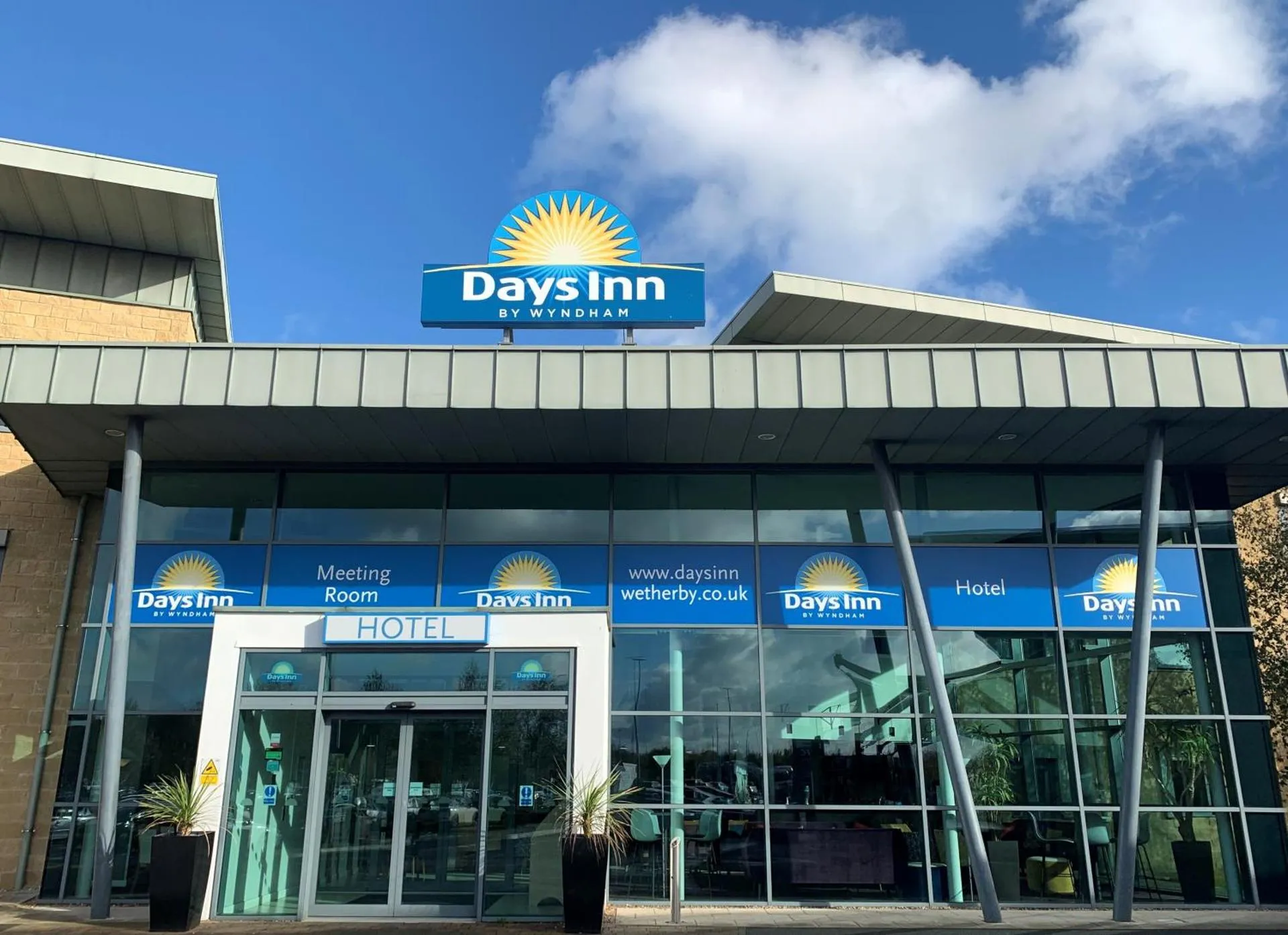 Dog Friendly Hotel $Wetherby - $Days Inn Wetherby